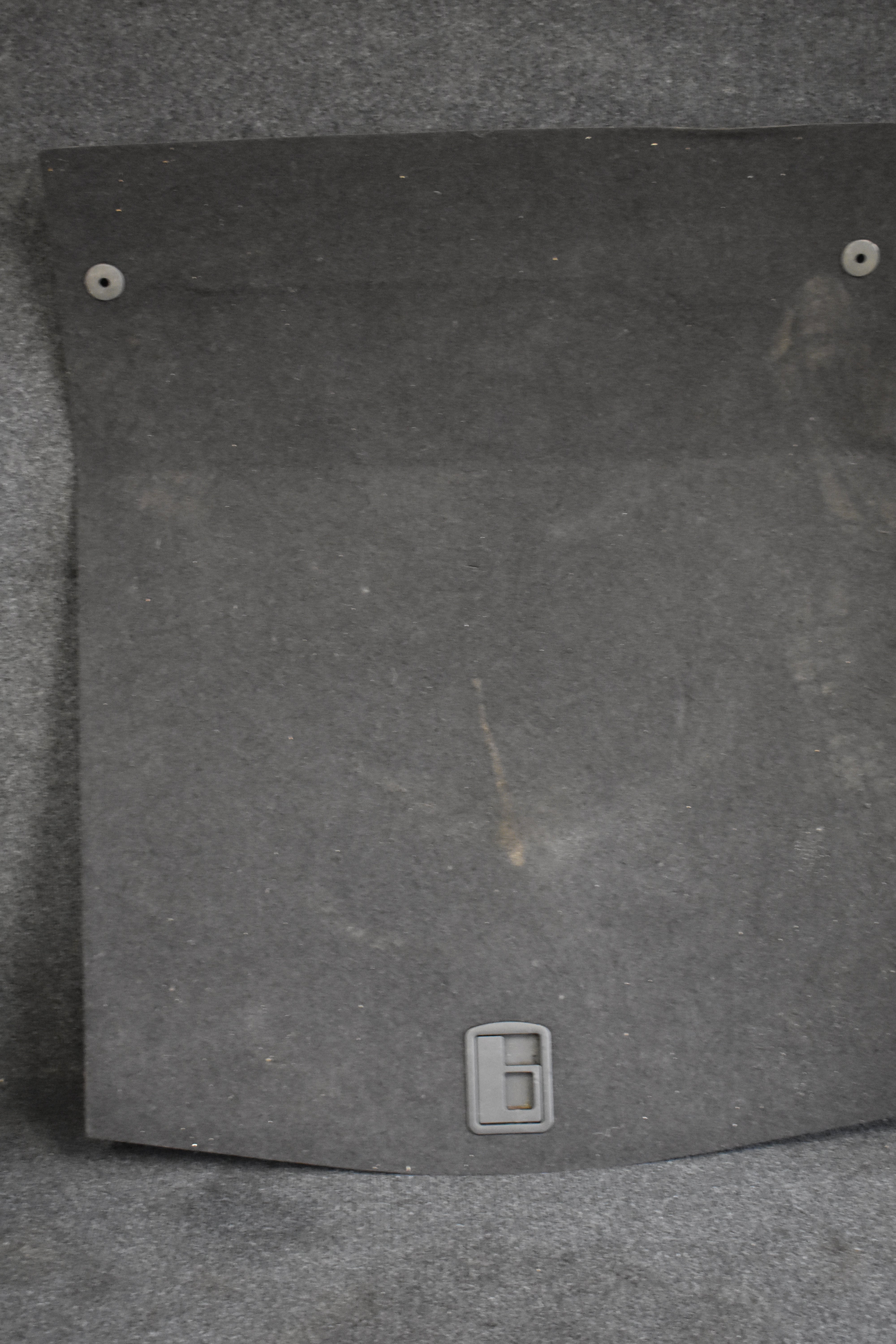 Audi A4 Kofferraummatte Teppich Boden Reifenabdeckung