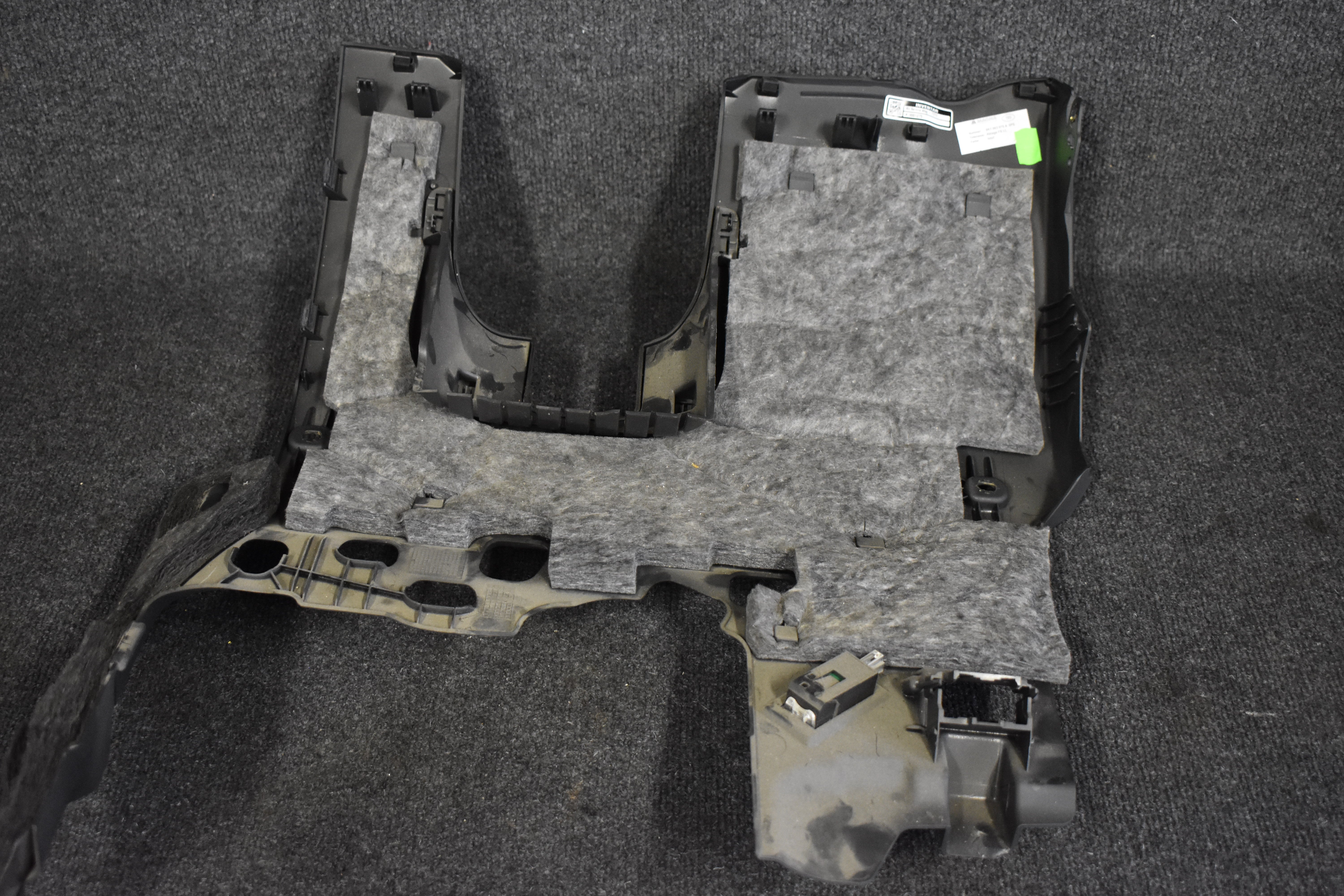 Original Audi A4 8K B8 Verkleidung Armaturenbrett links unten Ablage 8K1863075A