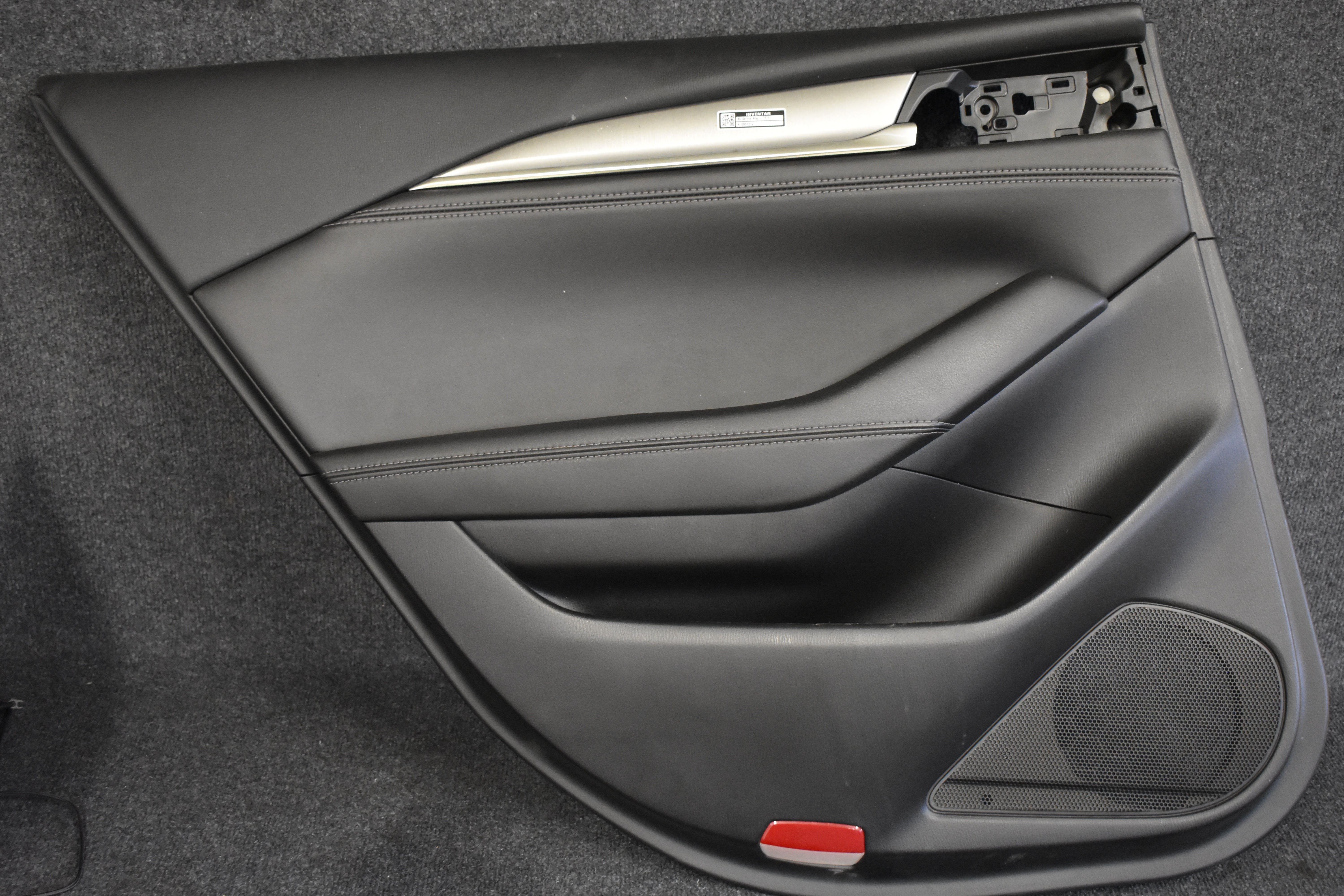 Mazda 6 Türverkleidung hinten links K4057