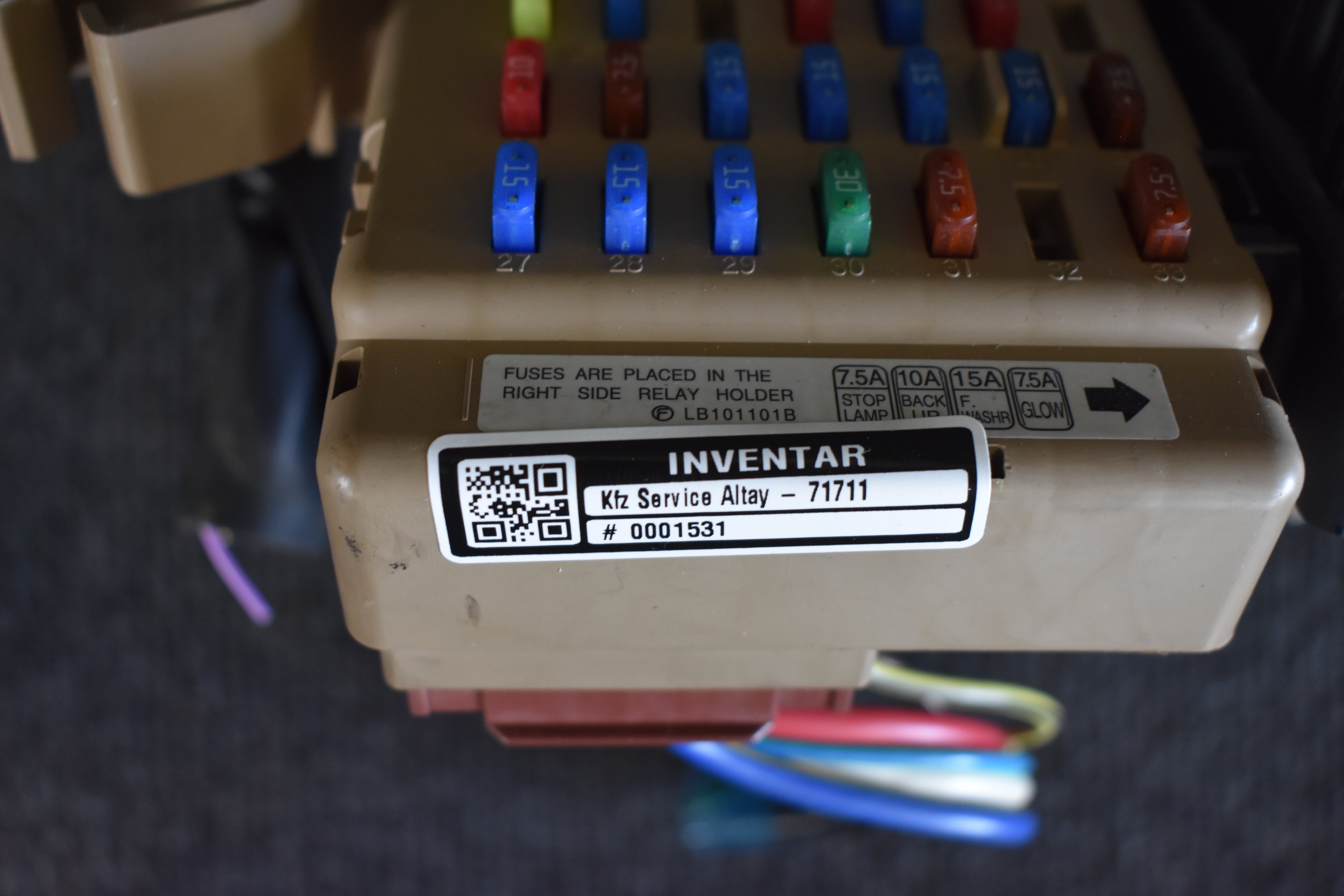 Subaru LB101101B Sicherungskasten komplett