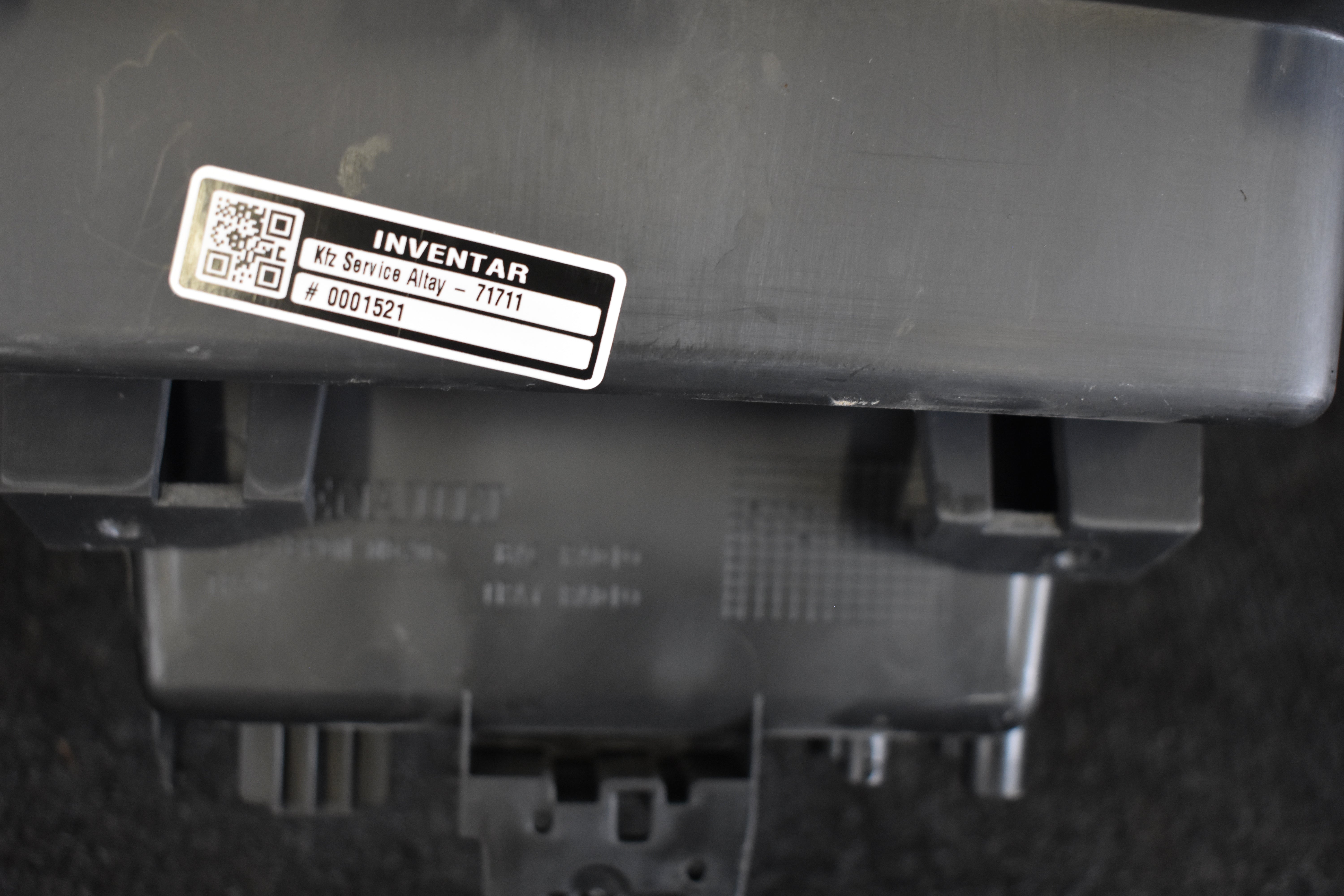 Renault 682603245R Verkleidung / 684750562R Stau Fach