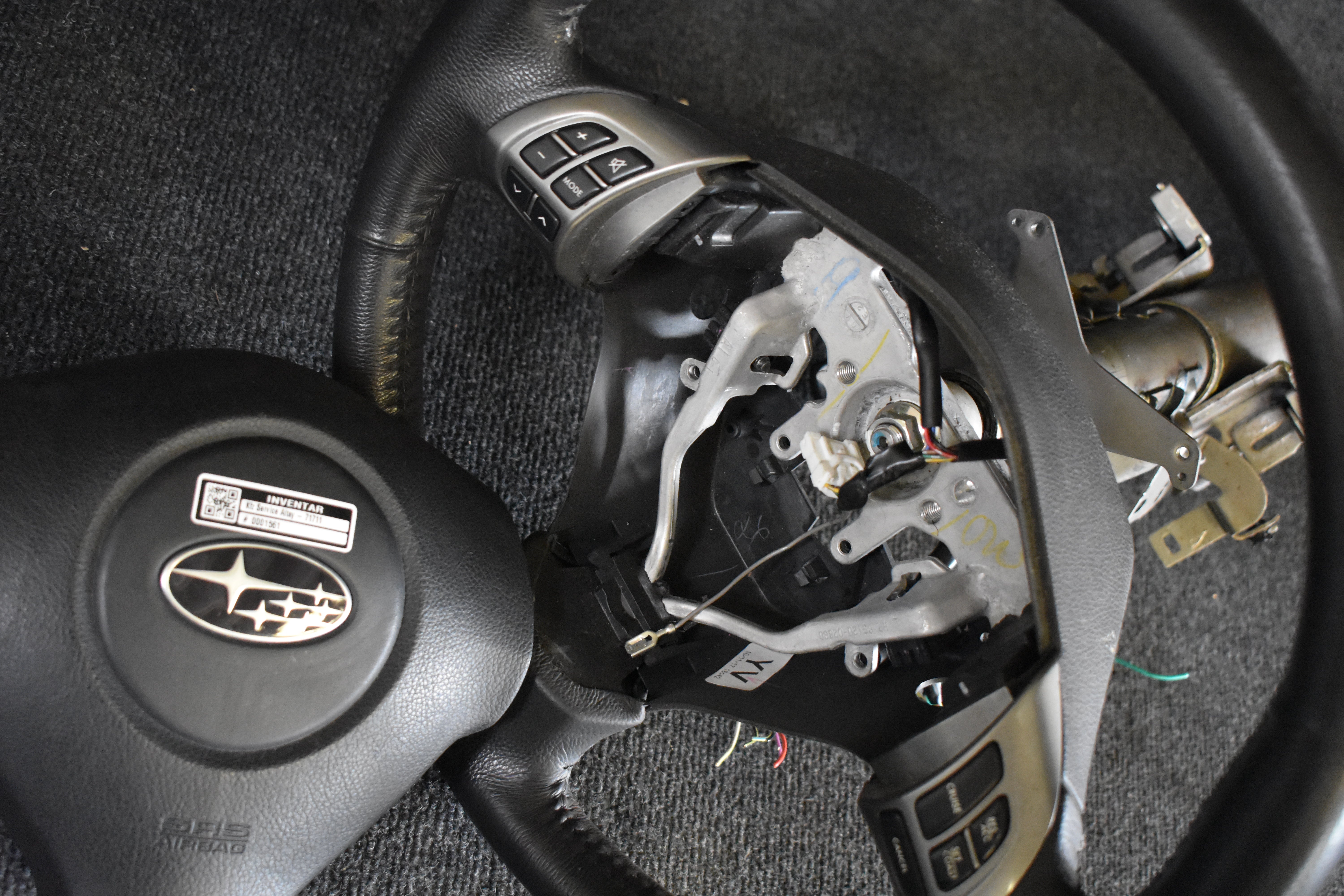 Subaru Forester HP GS120-02880 Multifunktionslenkrad mit Lenksäule