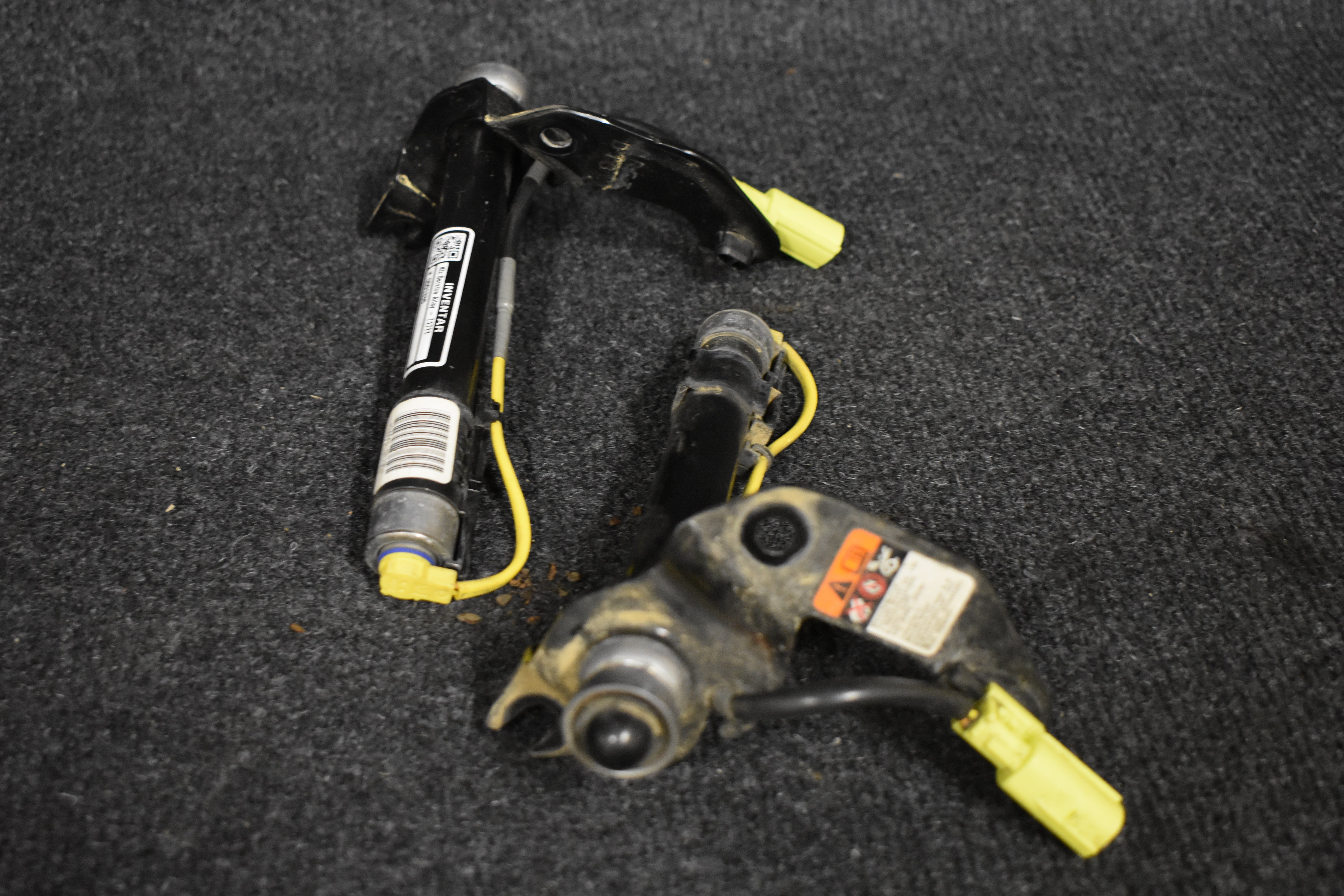 Mazda 6 Hauben Stoßdämpfer