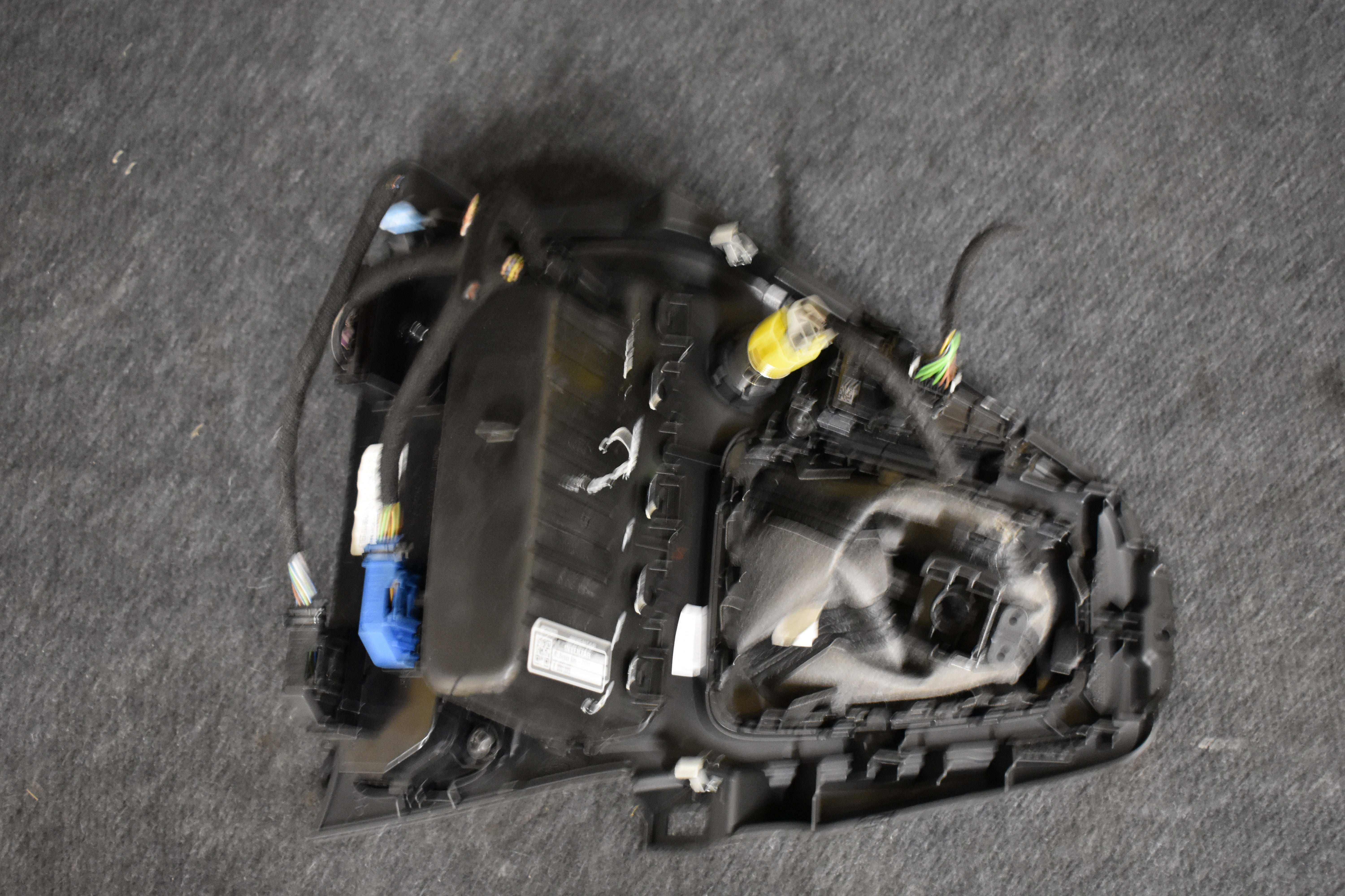 Ford Focus Klimabedienteil Mittelkonsole F1ET-19980-DK / F1EB-A044C82-AGW