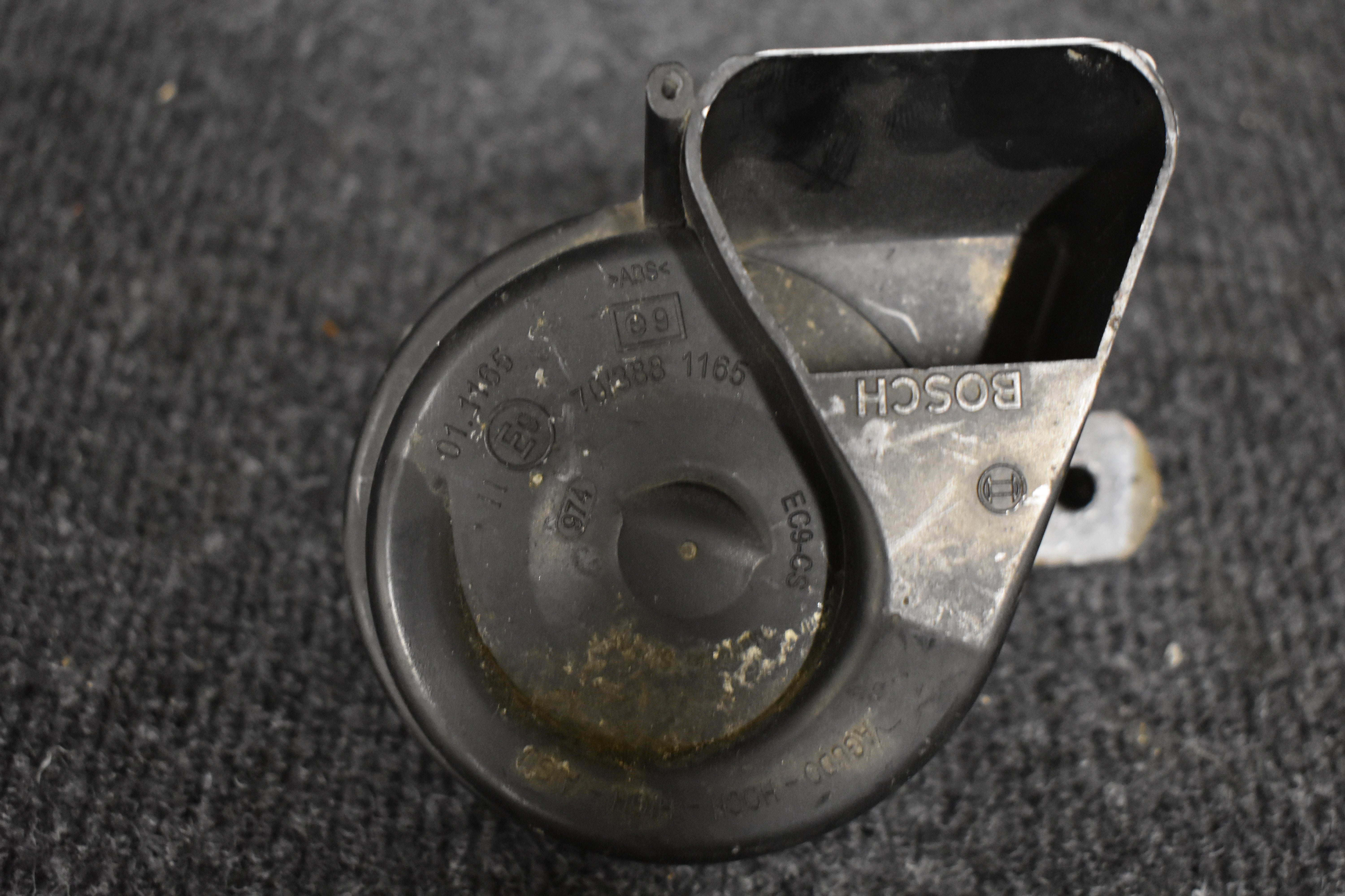 Bosch 9320335208 EC9 Fanfare Hupe - Single