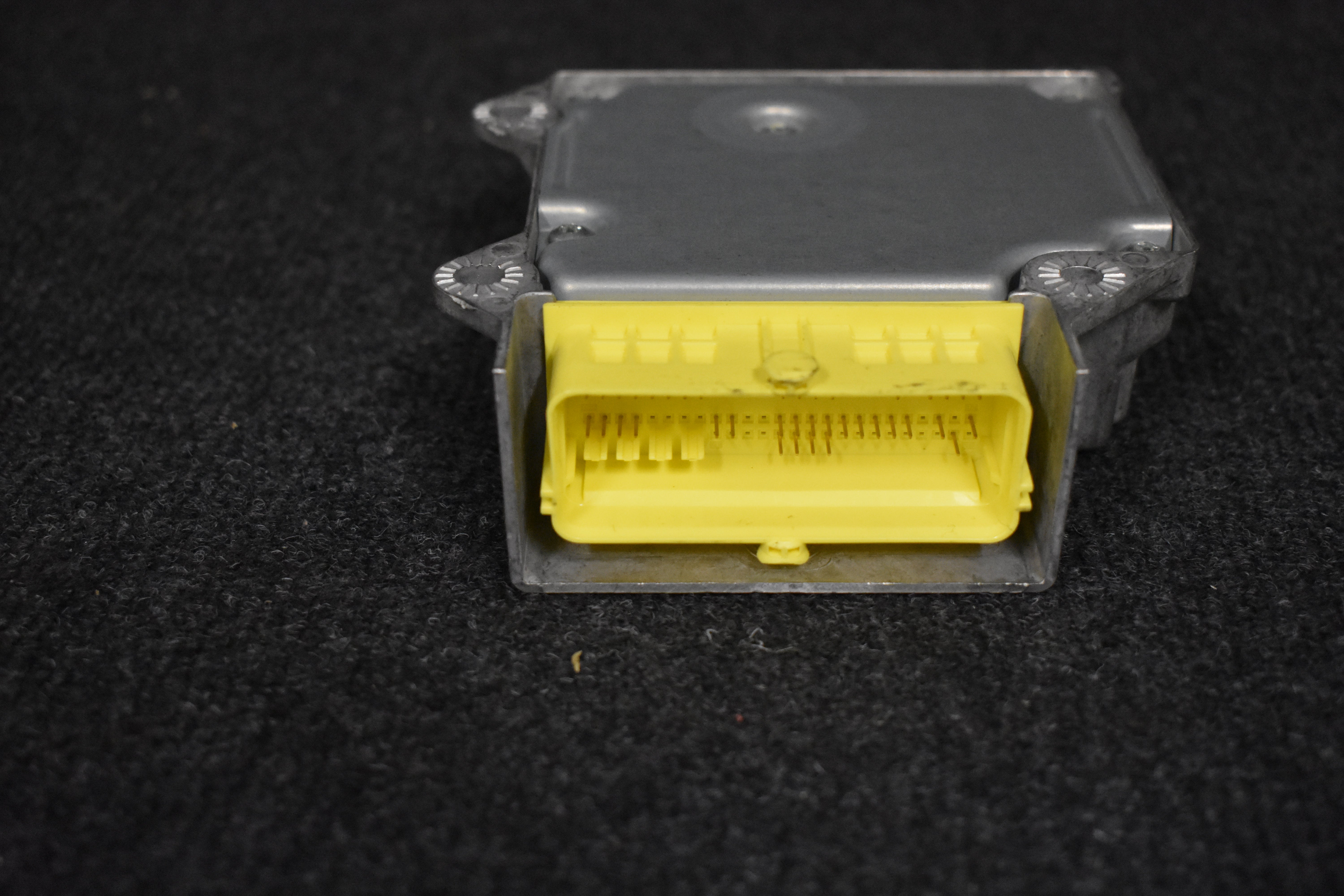 Audi A4 B8 Airbag Steuergerät