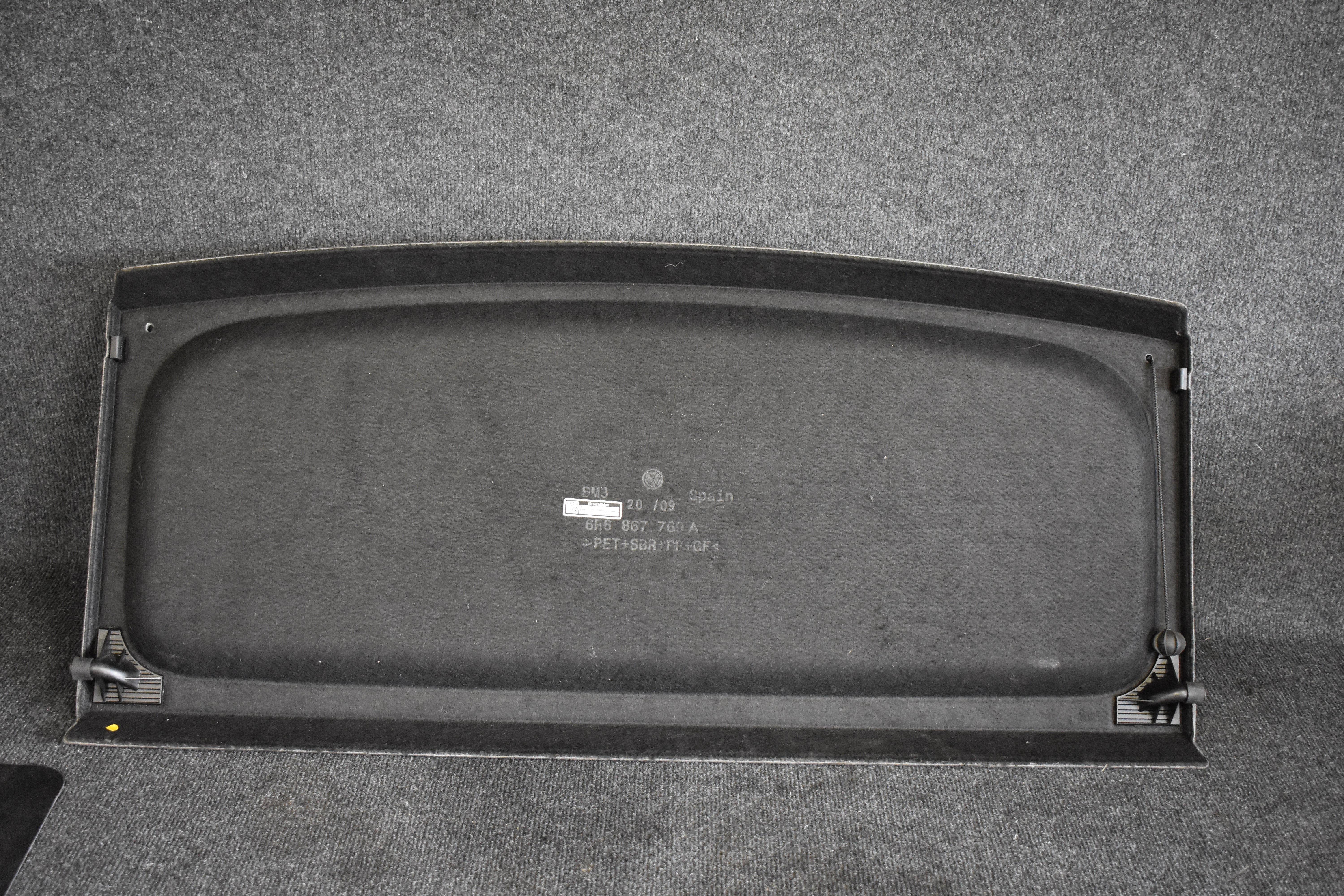 Volkswagen Polo Abdeckung Kofferraum Abtrennung 6R6867769A