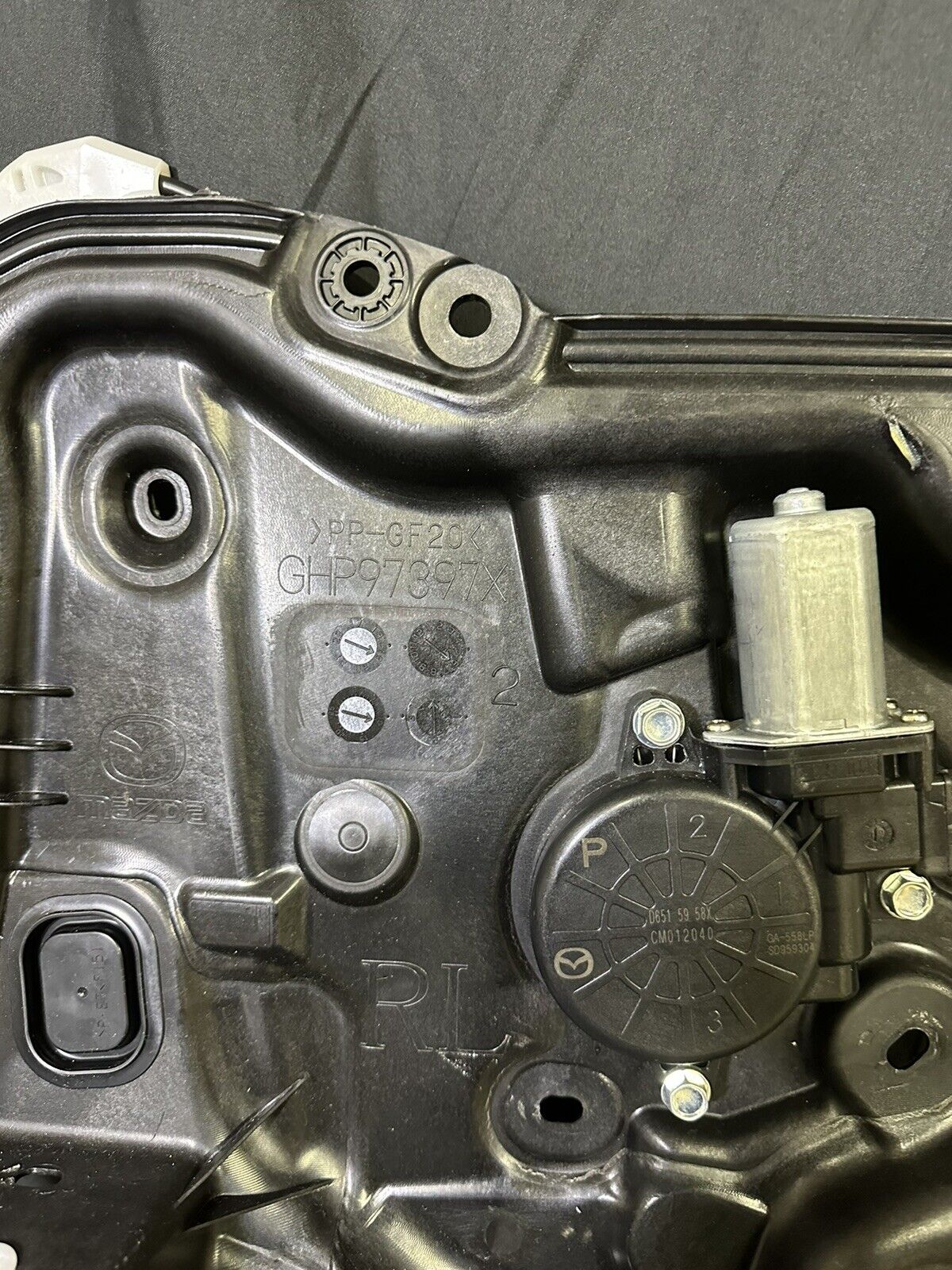 Mazda 6 / CX5 SKYACTIV-D 150 2019 Fensterheber Tür Hinten Links