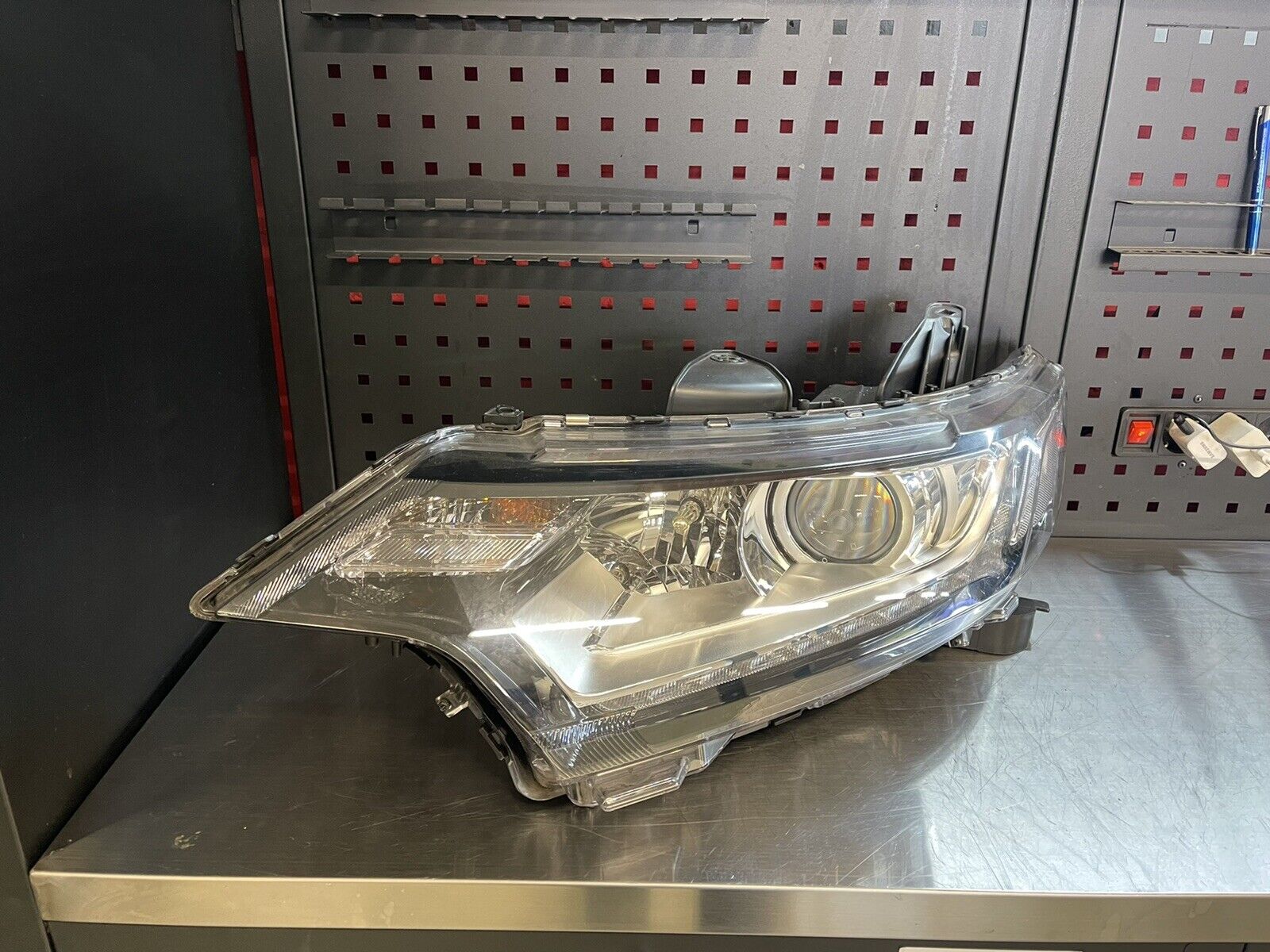 8301C8-53 HALOGEN LINKS MITSUBISHI OUTLANDER SCHEINWERFER HEADLIGHT