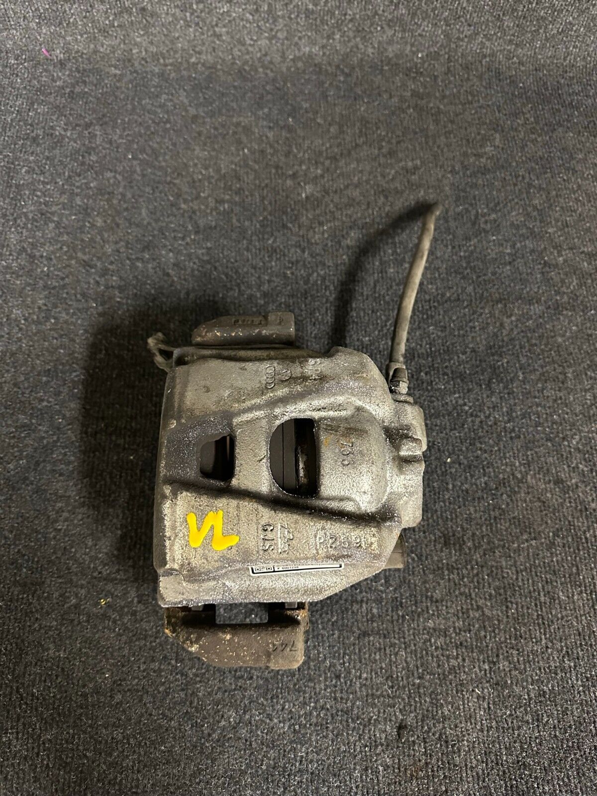 Audi A4 B8 1.8 2.0 TFSI TDI Bremszange Bremssattel Komplett VL 8K0615123C