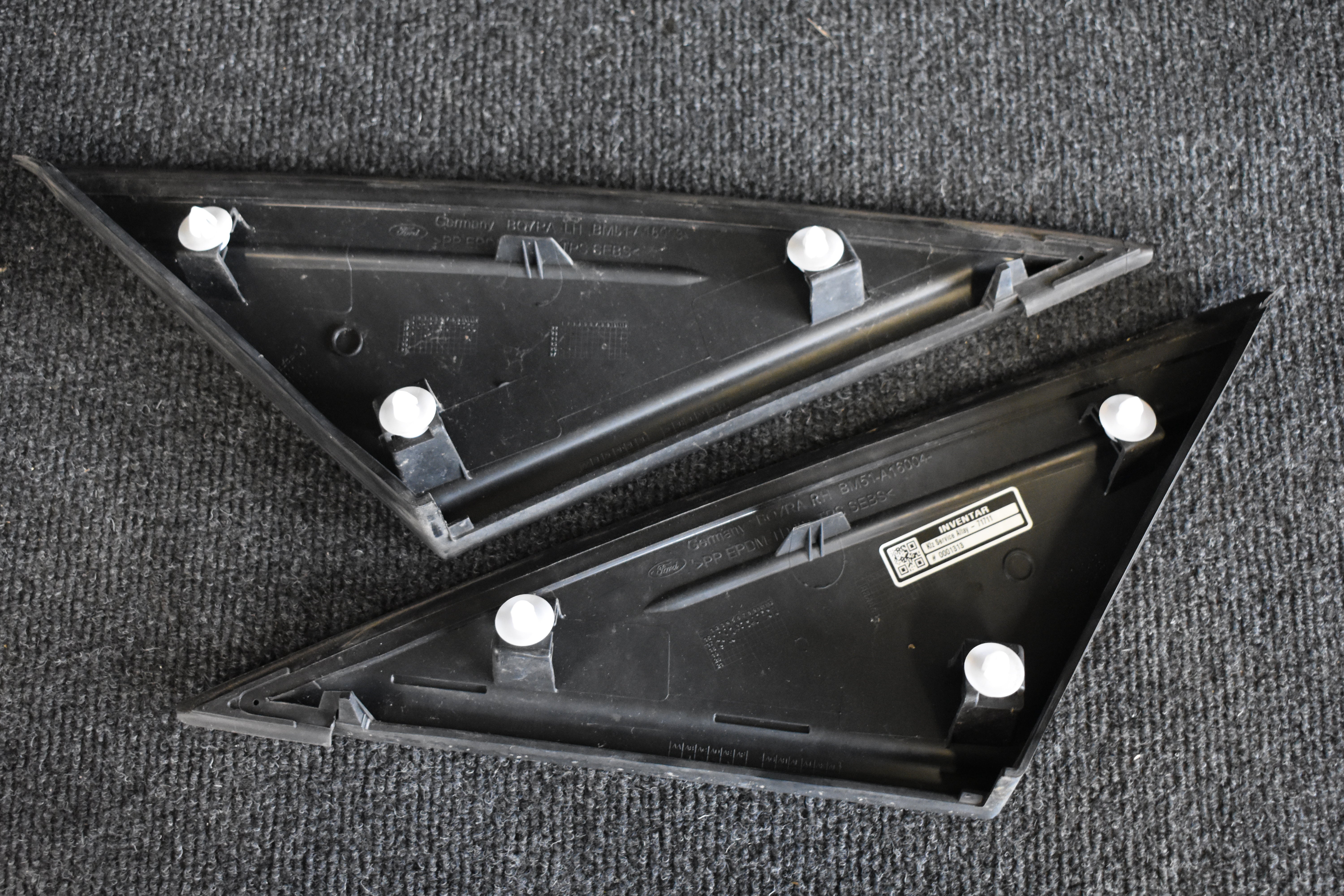 Ford Original MK3 Spiegeldreieck Vorne, Rechts und Links Säule Blende