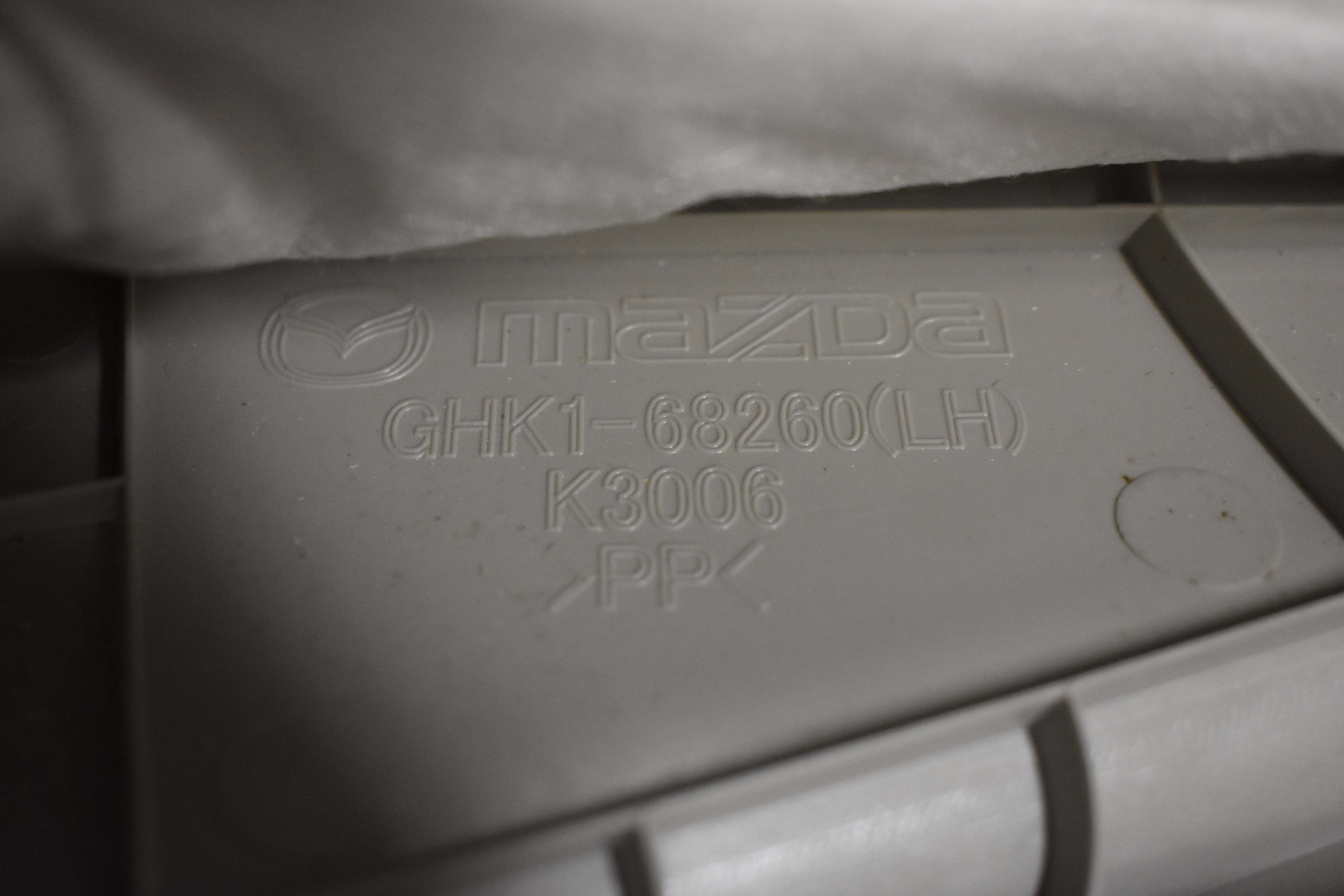 Mazda 6 D-Säulenverkleidung GHK1-68260 / GHK1-68250 RECHTS/LINKS