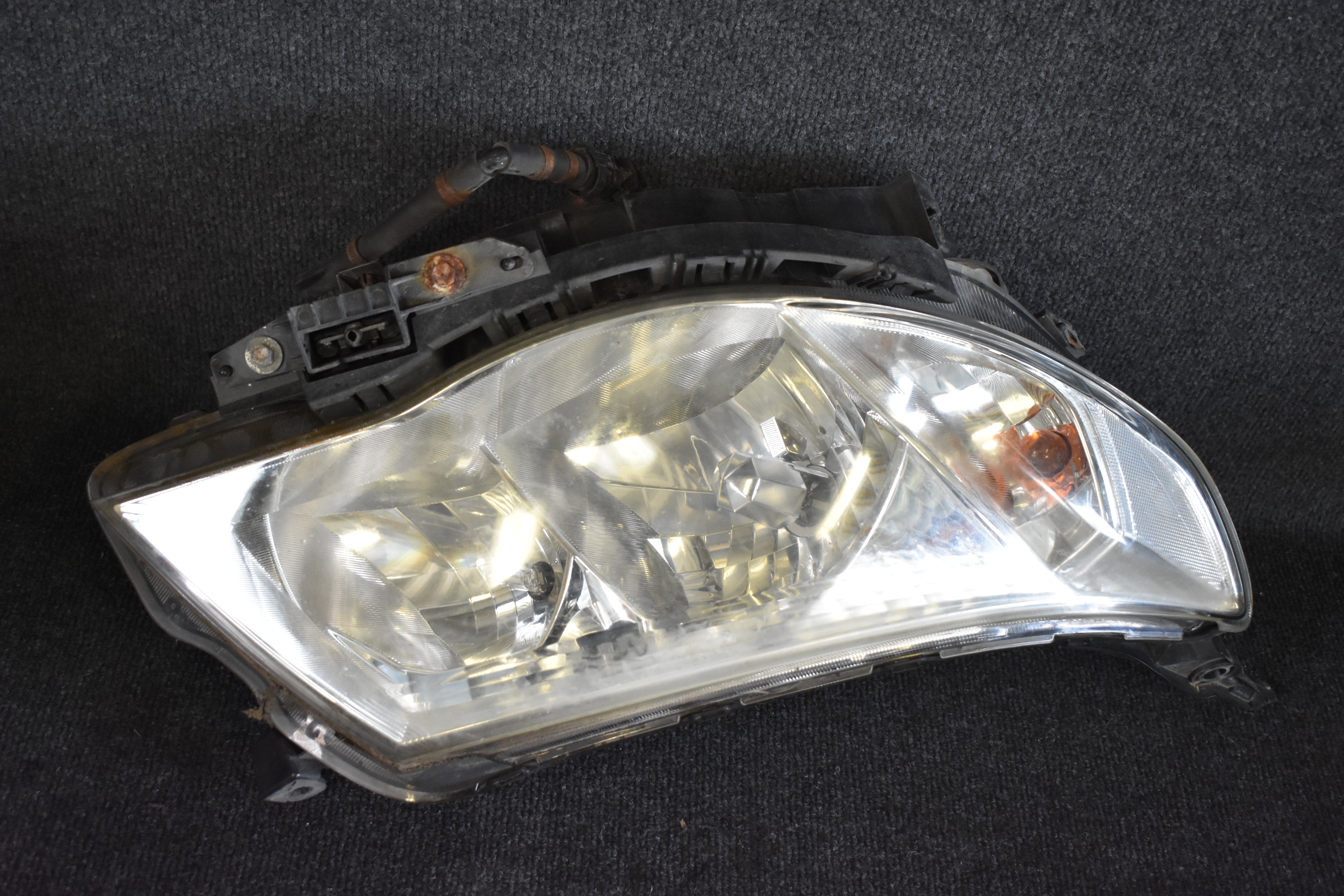 Subaru Forester 12380010000 Scheinwerfer rechts