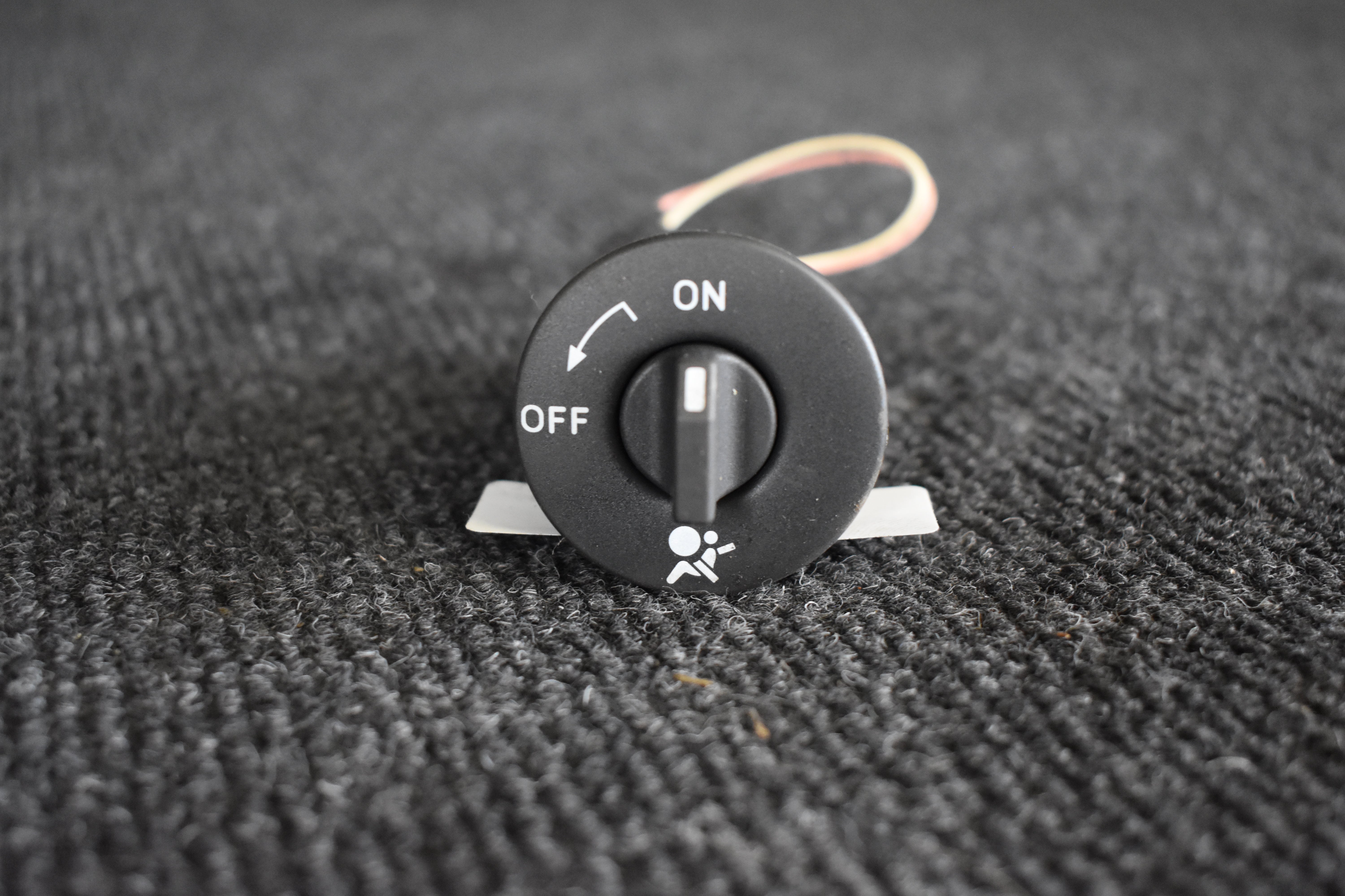 Renault 681995427R Airbag schloss für Beifahrerairbag