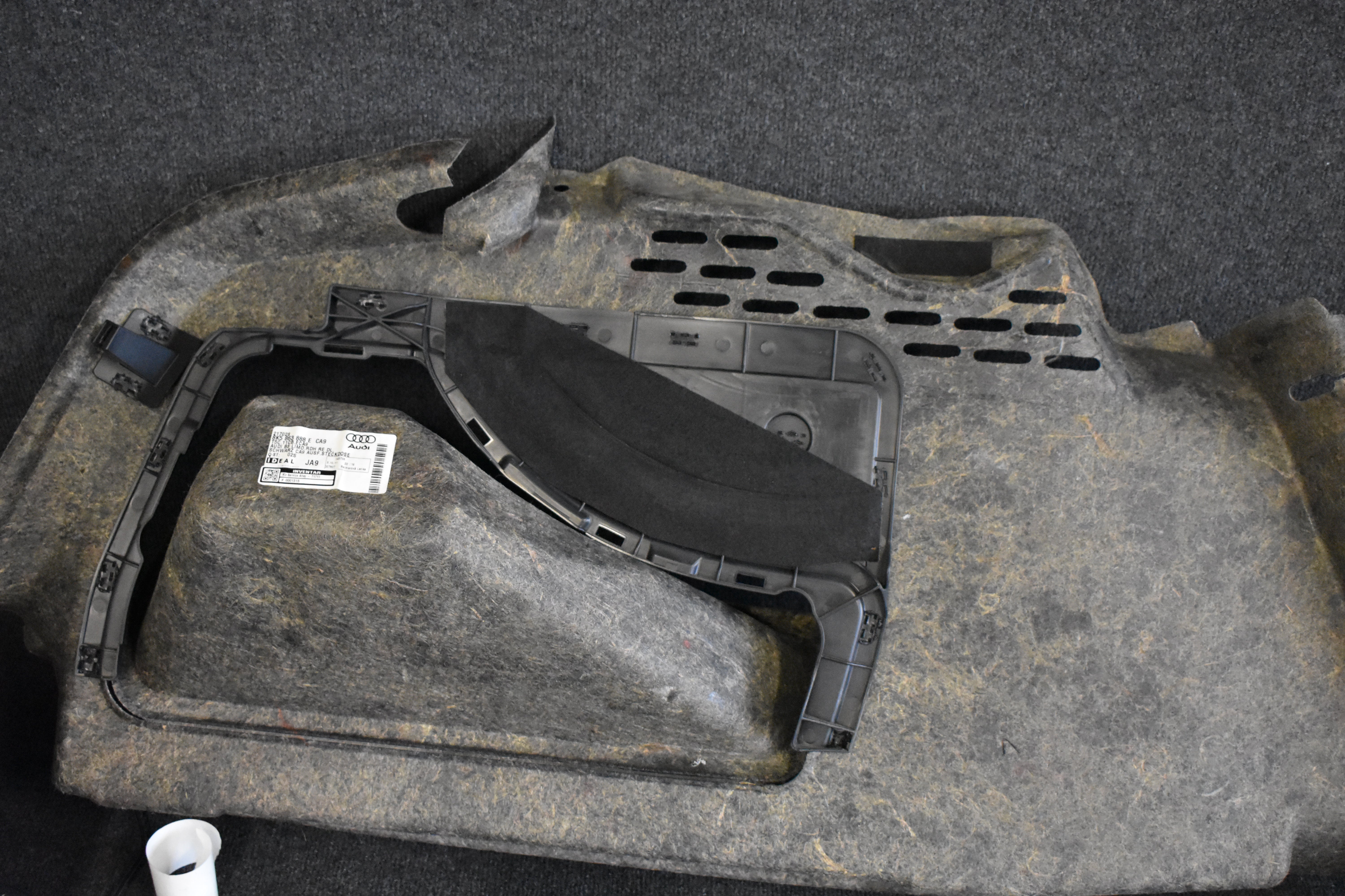 Audi A4 Kofferraumverkleidungen 8K5 863 888 E CA9