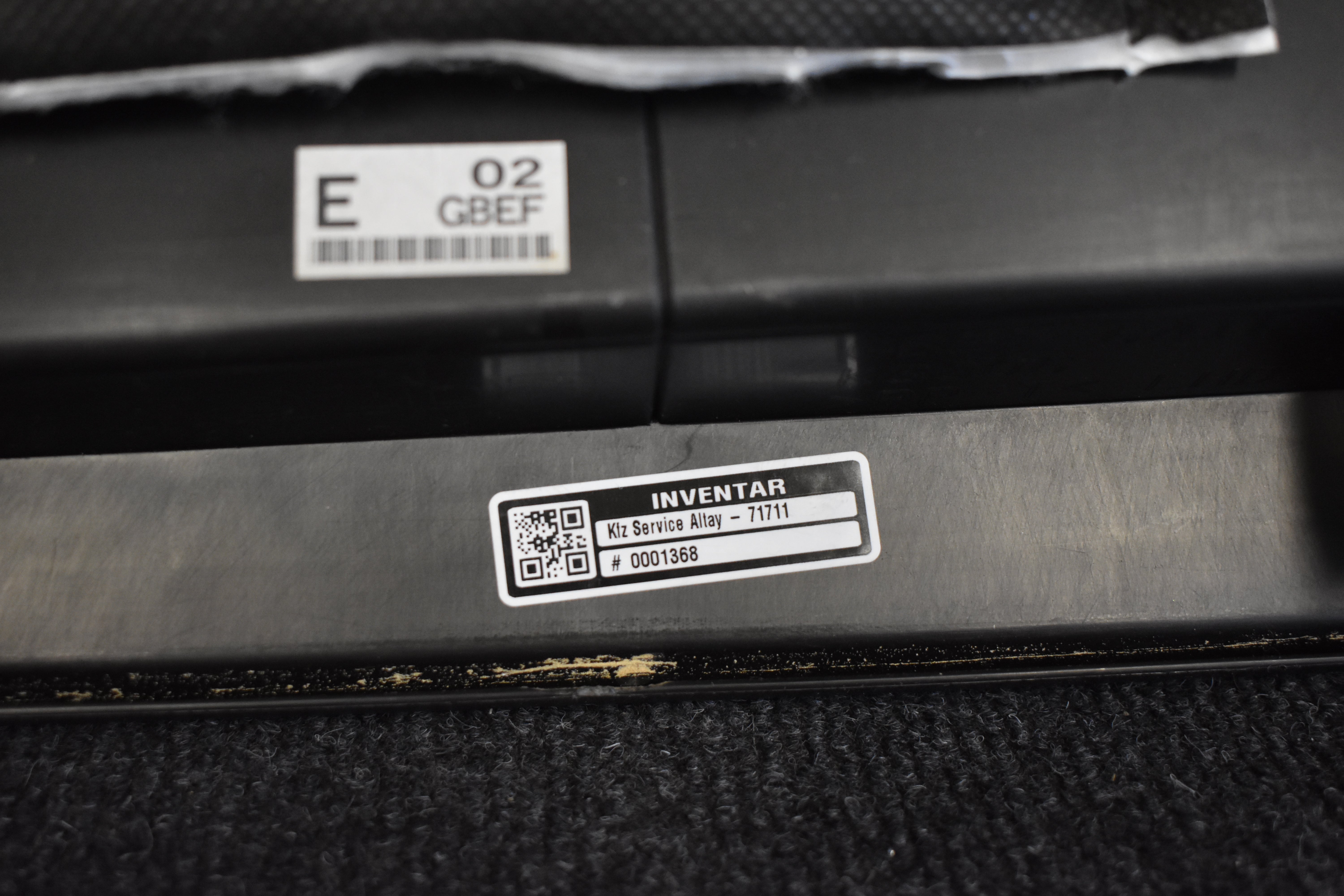 Mazda GBEF-64161 Handschuhfach Ablagefach Fach