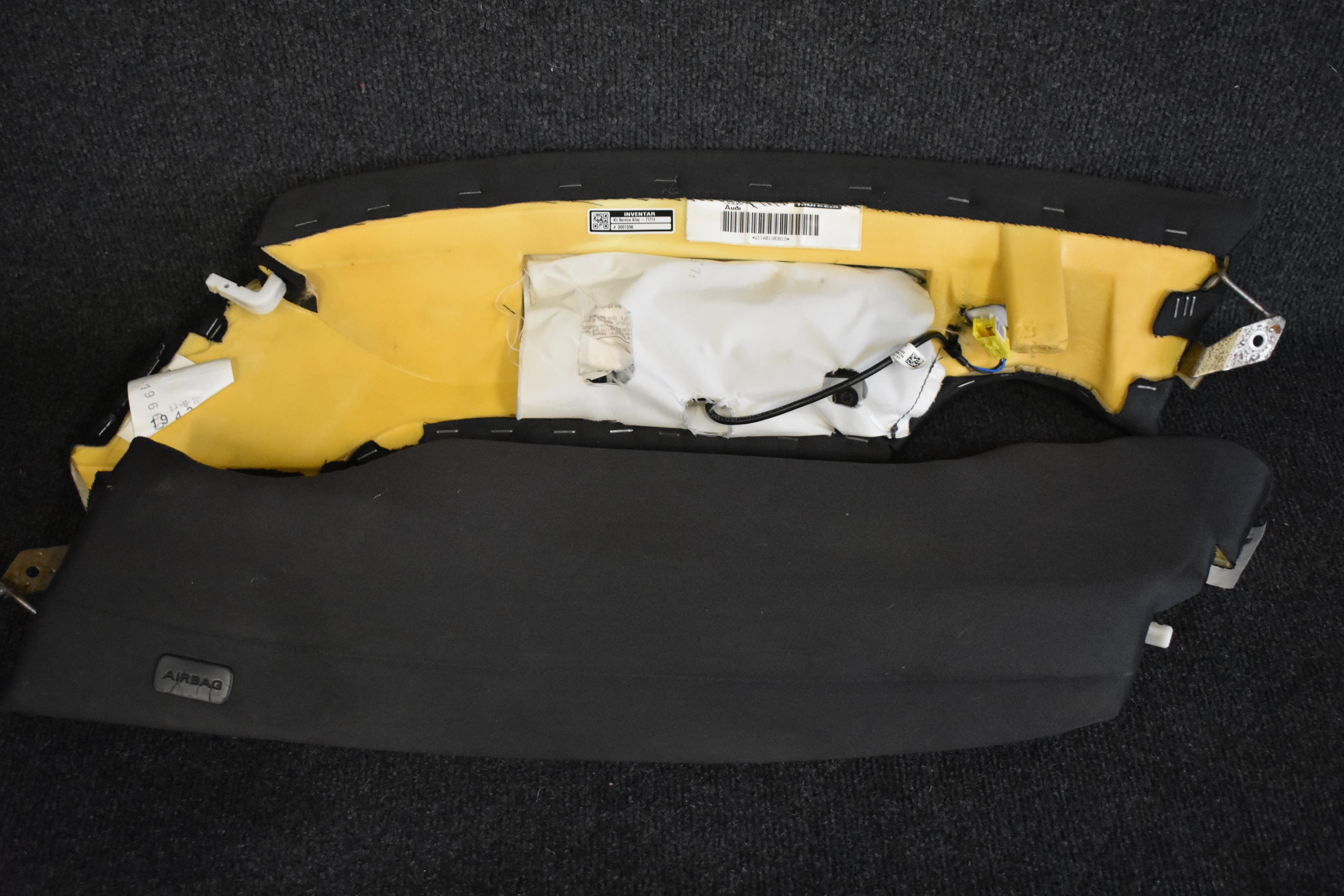 Audi A4 B8 Airbag Einheit Seite Links und Rechts