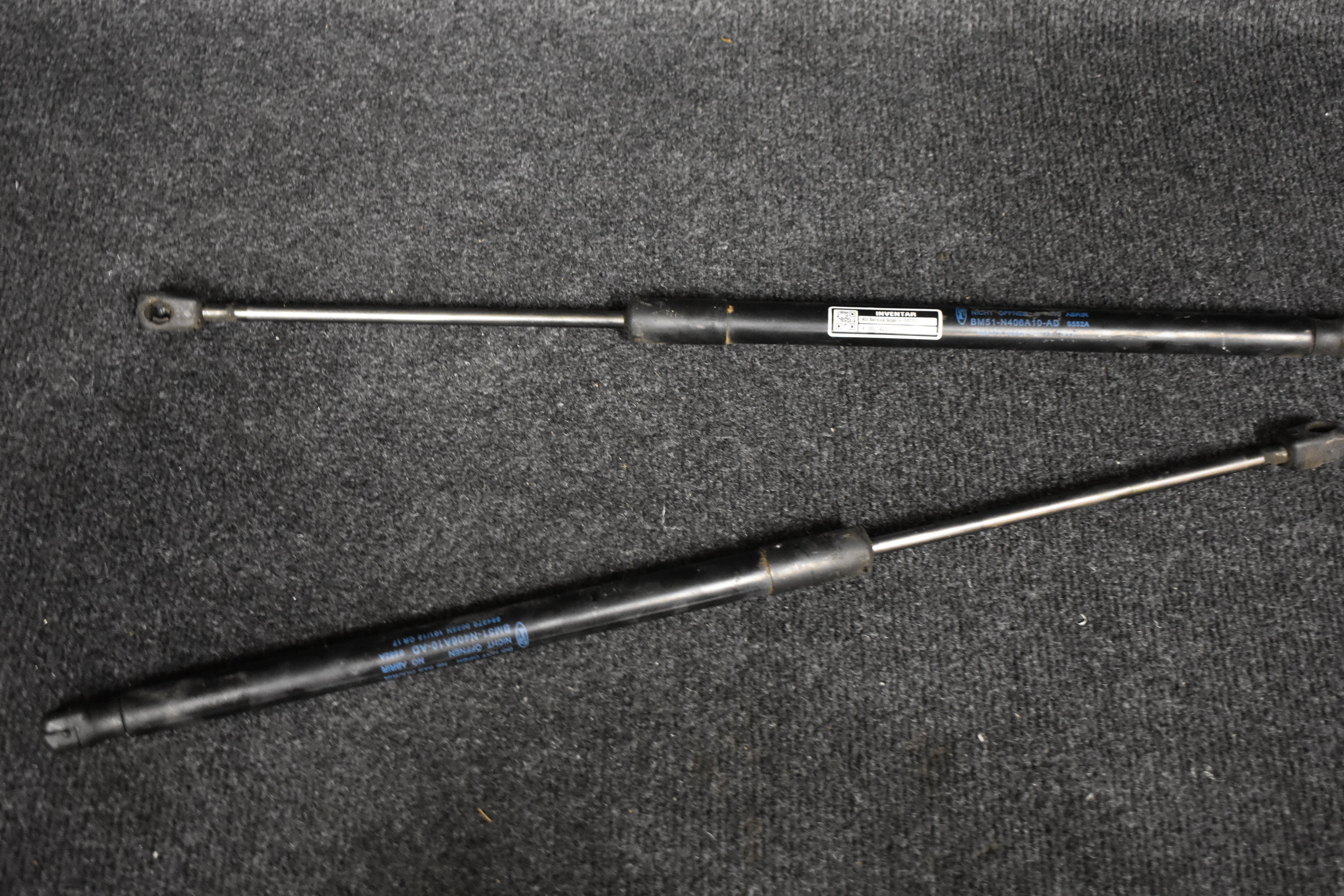 Ford Focus Heckklappendämpfer BM51-N406A10-AD