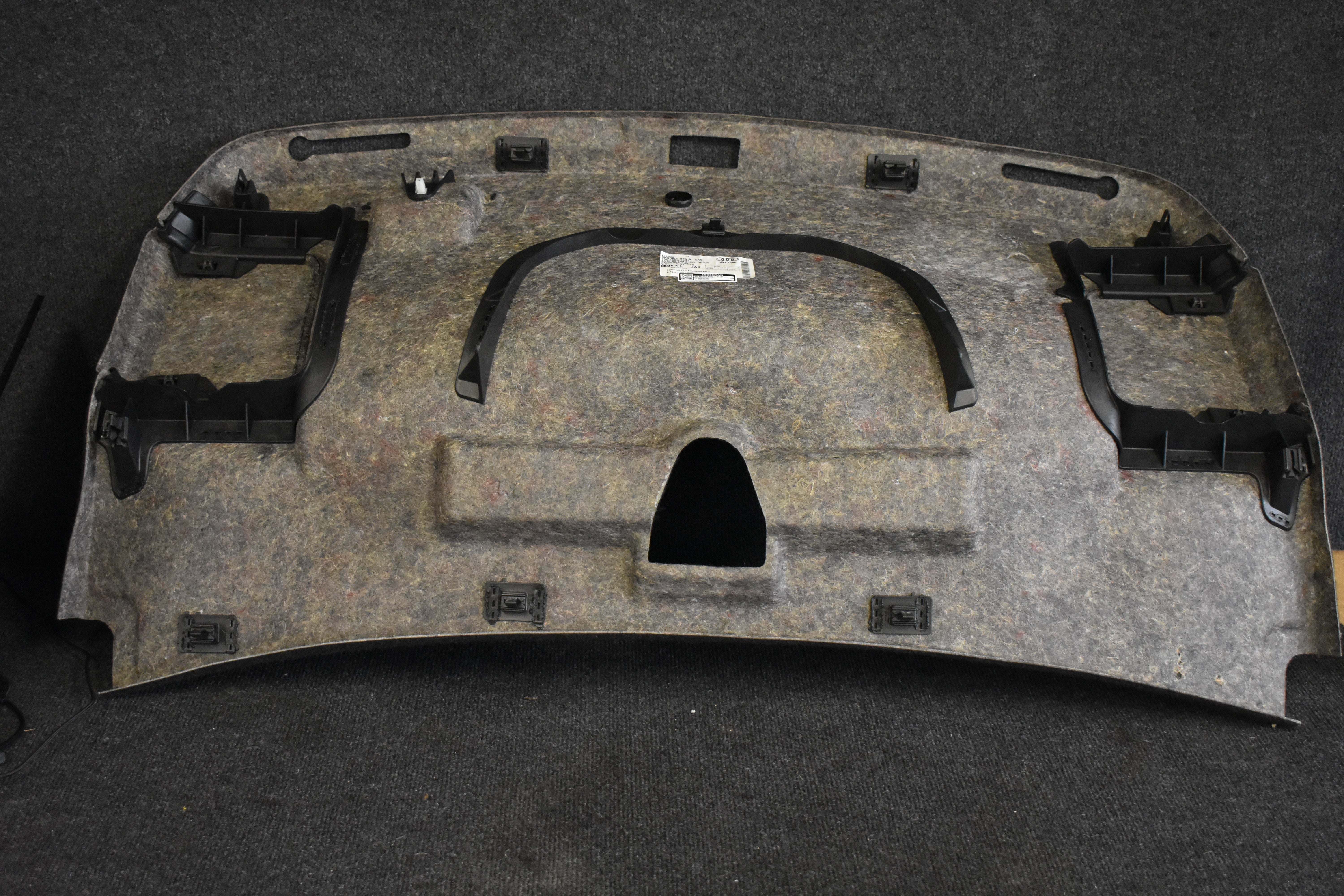 Audi A4 Verkleidung Abdeckung Heckklappe Kofferraumdeckel