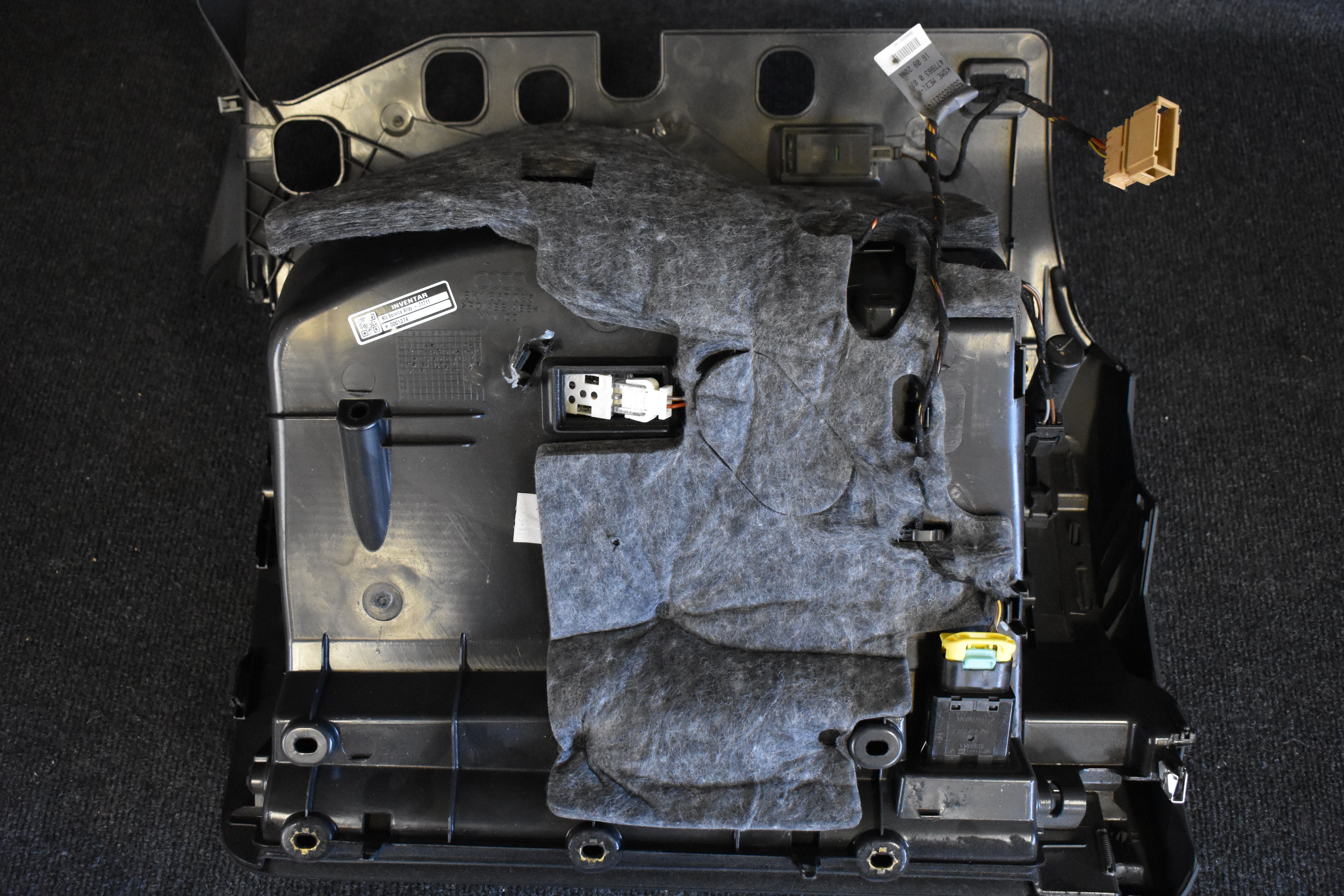 Audi A4 Handschuhkasten Original