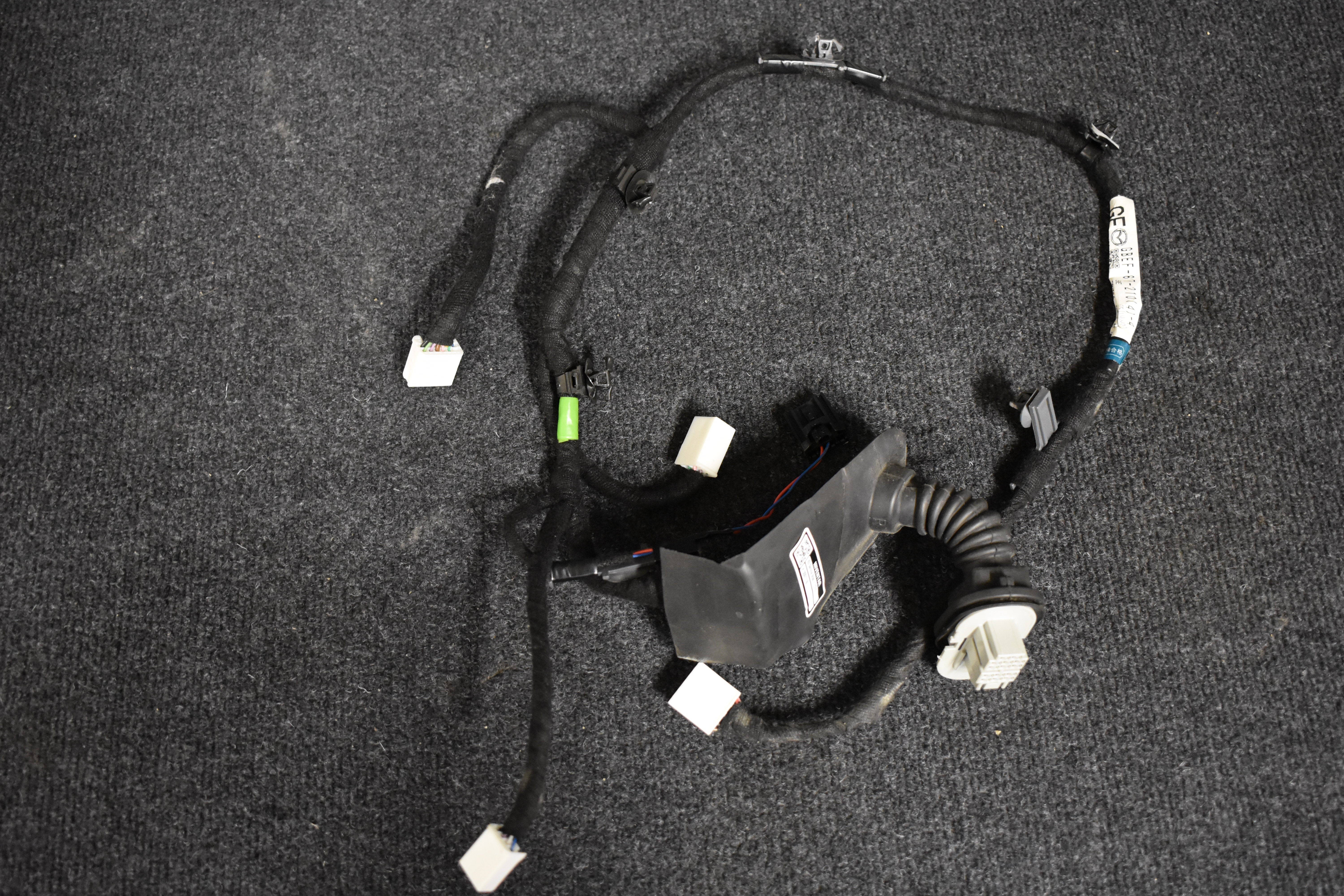 Mazda 6 / CX5 SKYACTIV-D 150 2019 Verkabelung Hintertür - Mazda