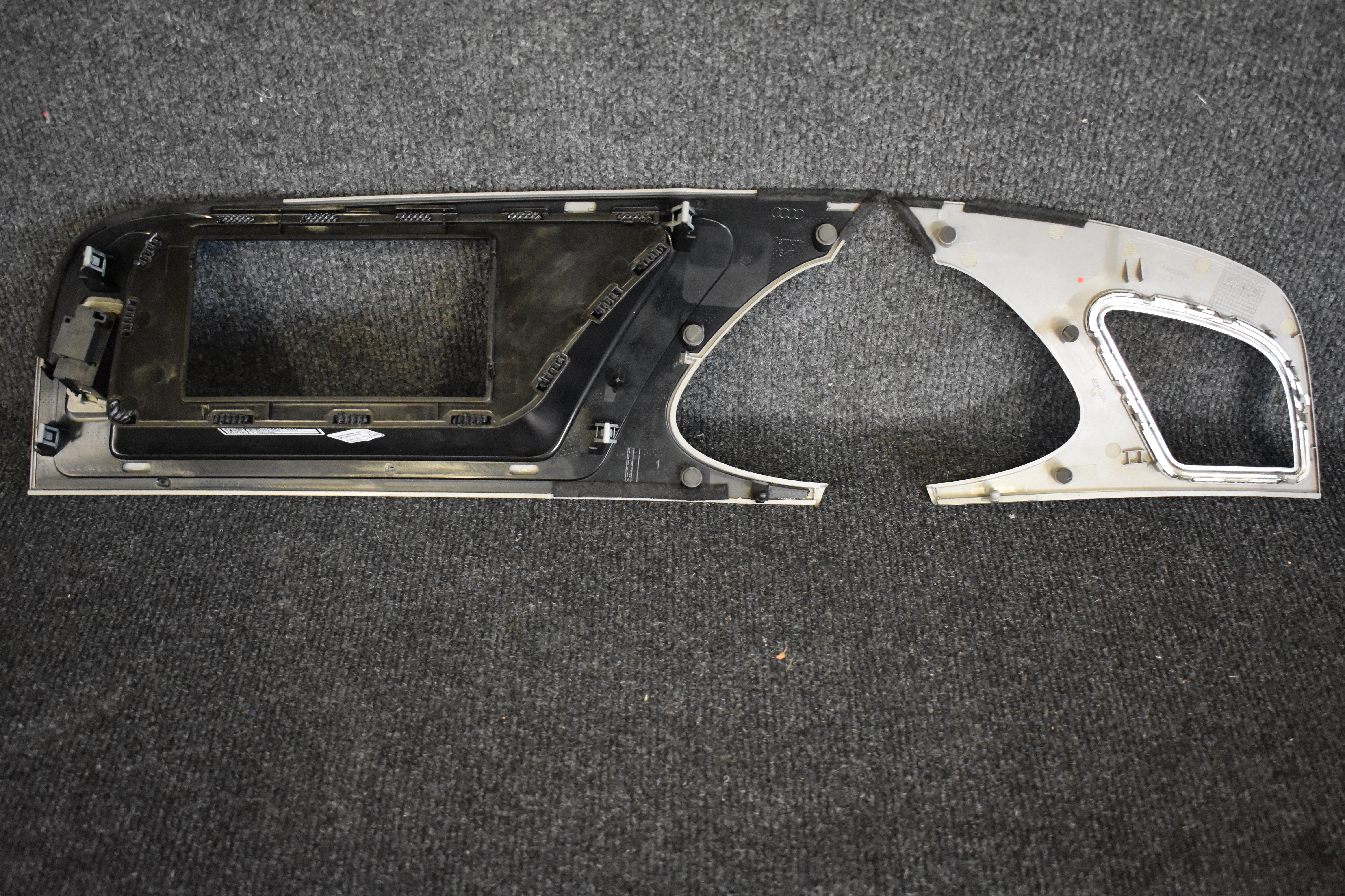 Audi A4 8K B8 Abdeckung Blende Verkleidung