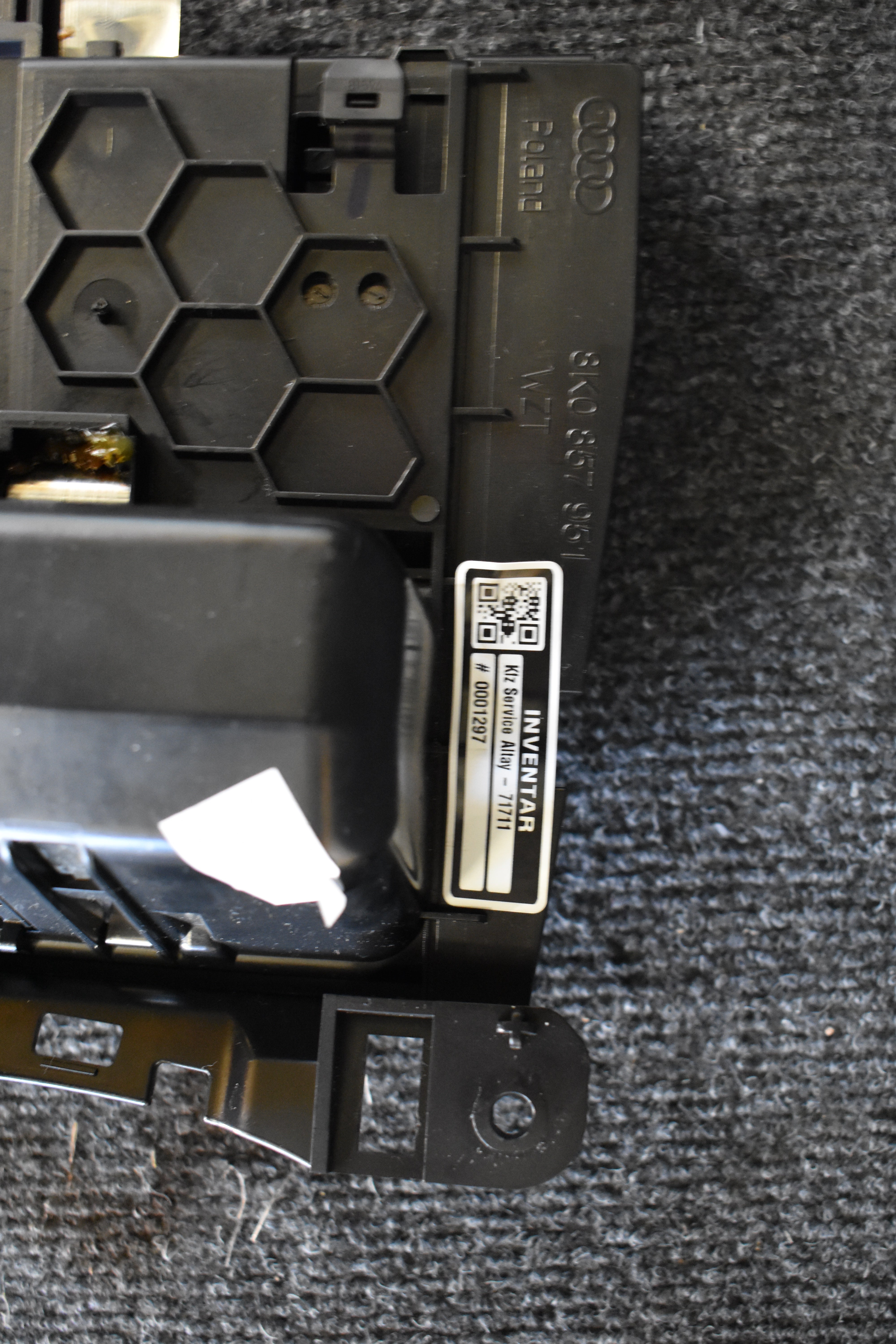 Aschenbecher AUDI A4 B8 Sw 2.0 D 105KW Aut 5P