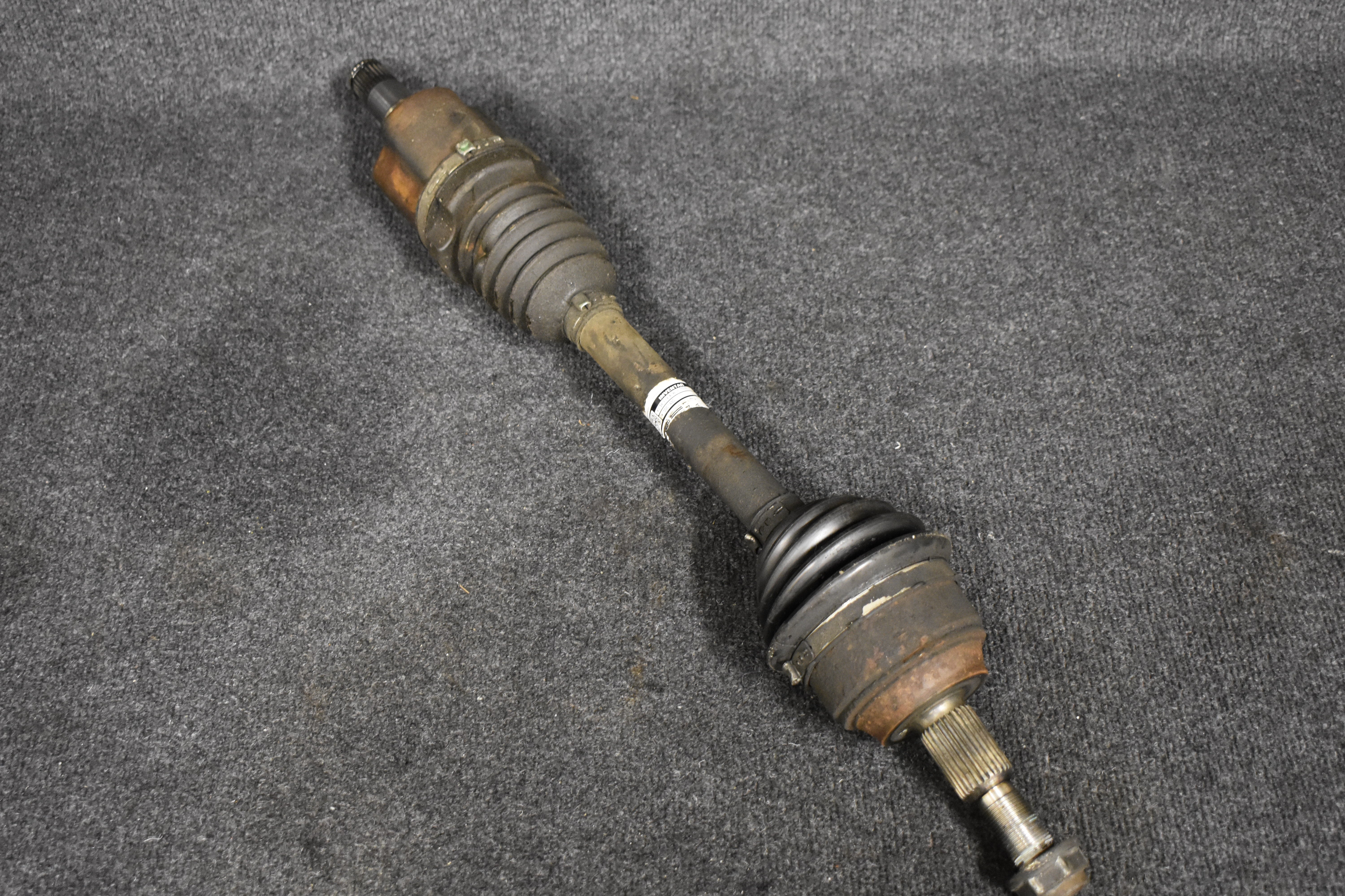 Ford Focus MK3 1.5TDCI Antriebswelle Links/Fahrerseite