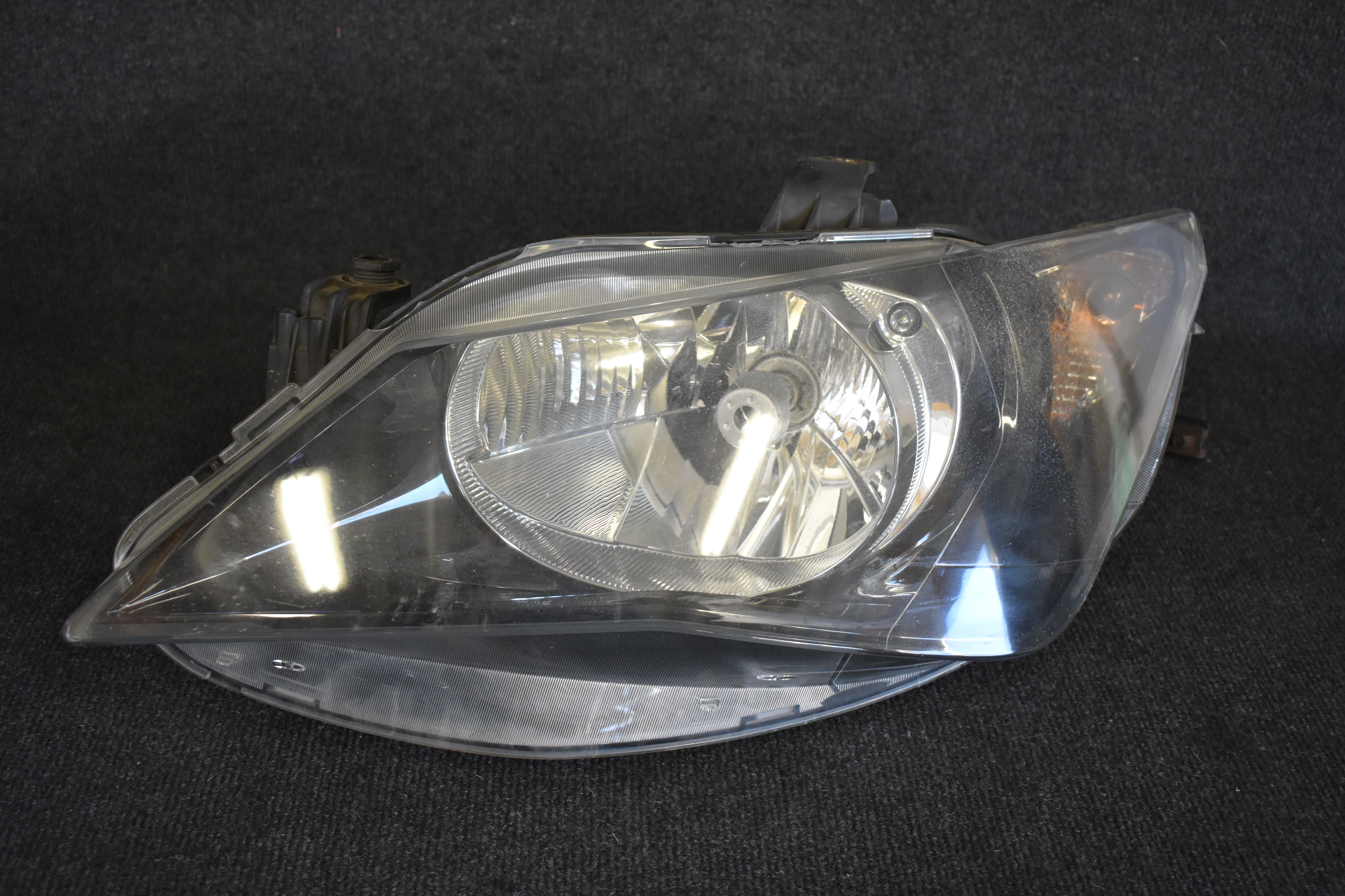 Scheinwerfer links gebraucht Valeo 6J1941021E Seat Ibiza 6J