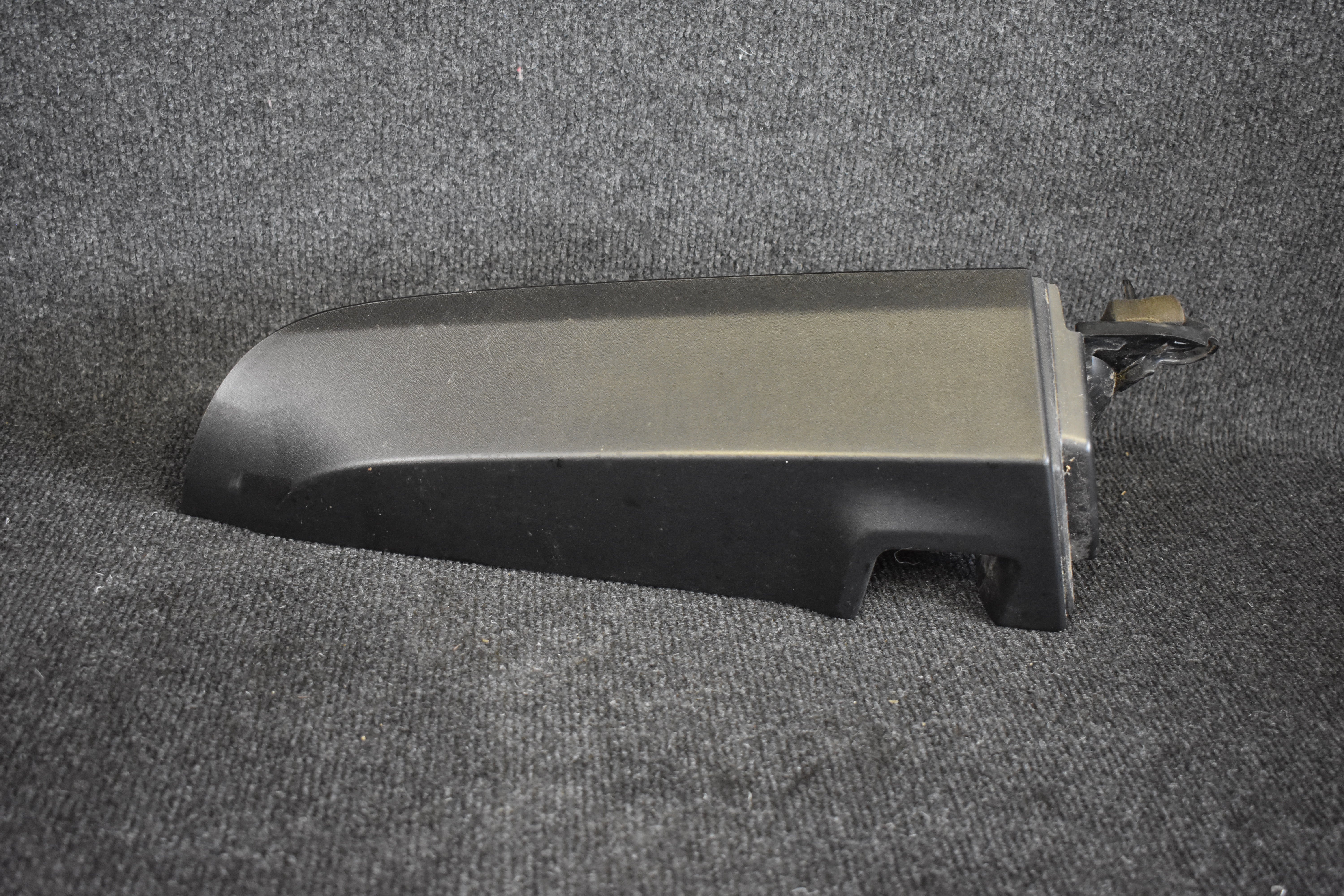 Renault 903901105R Rechte hintere Leiste