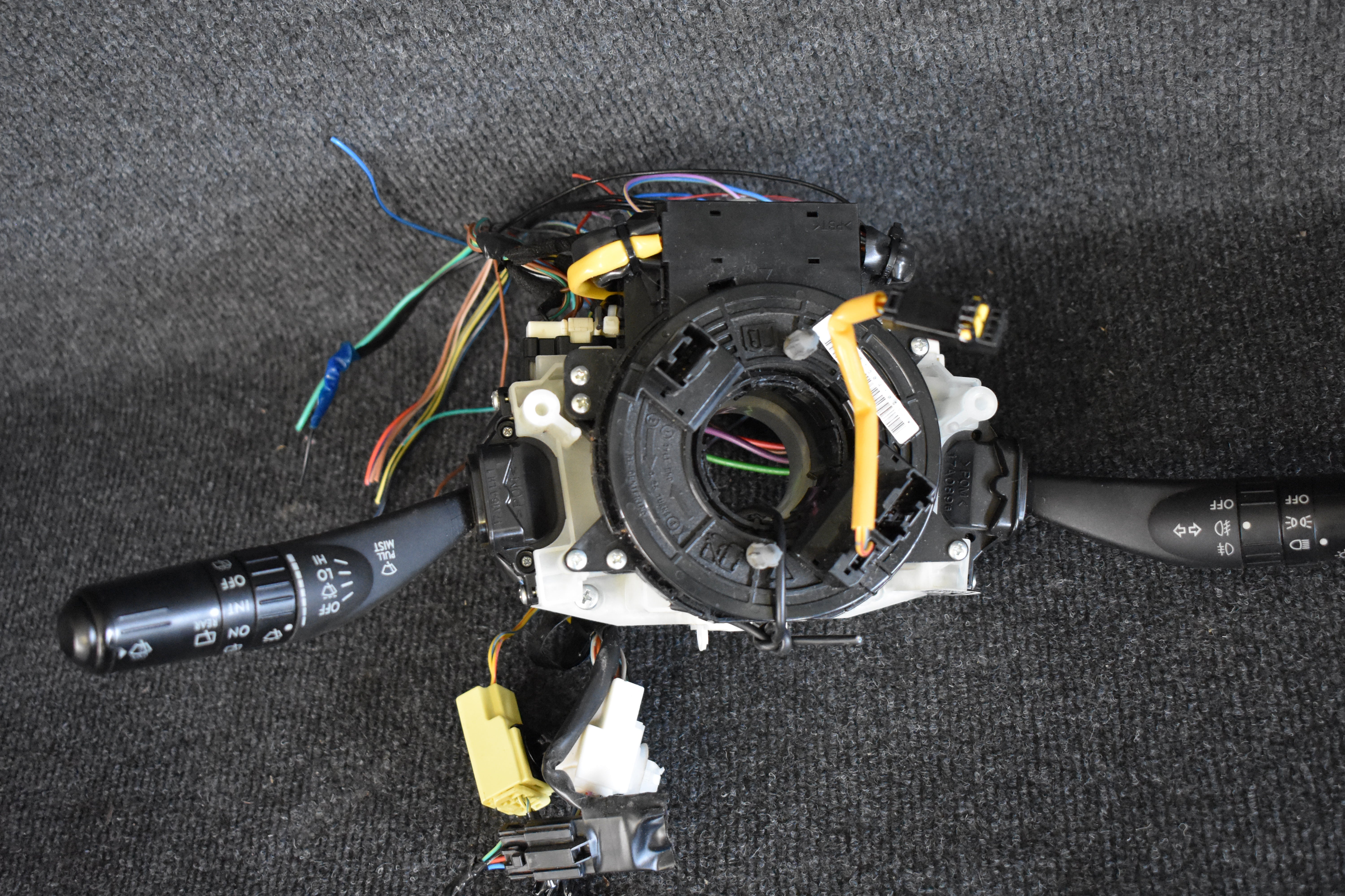 Subaru 83111FG48 Lenkstockschalter