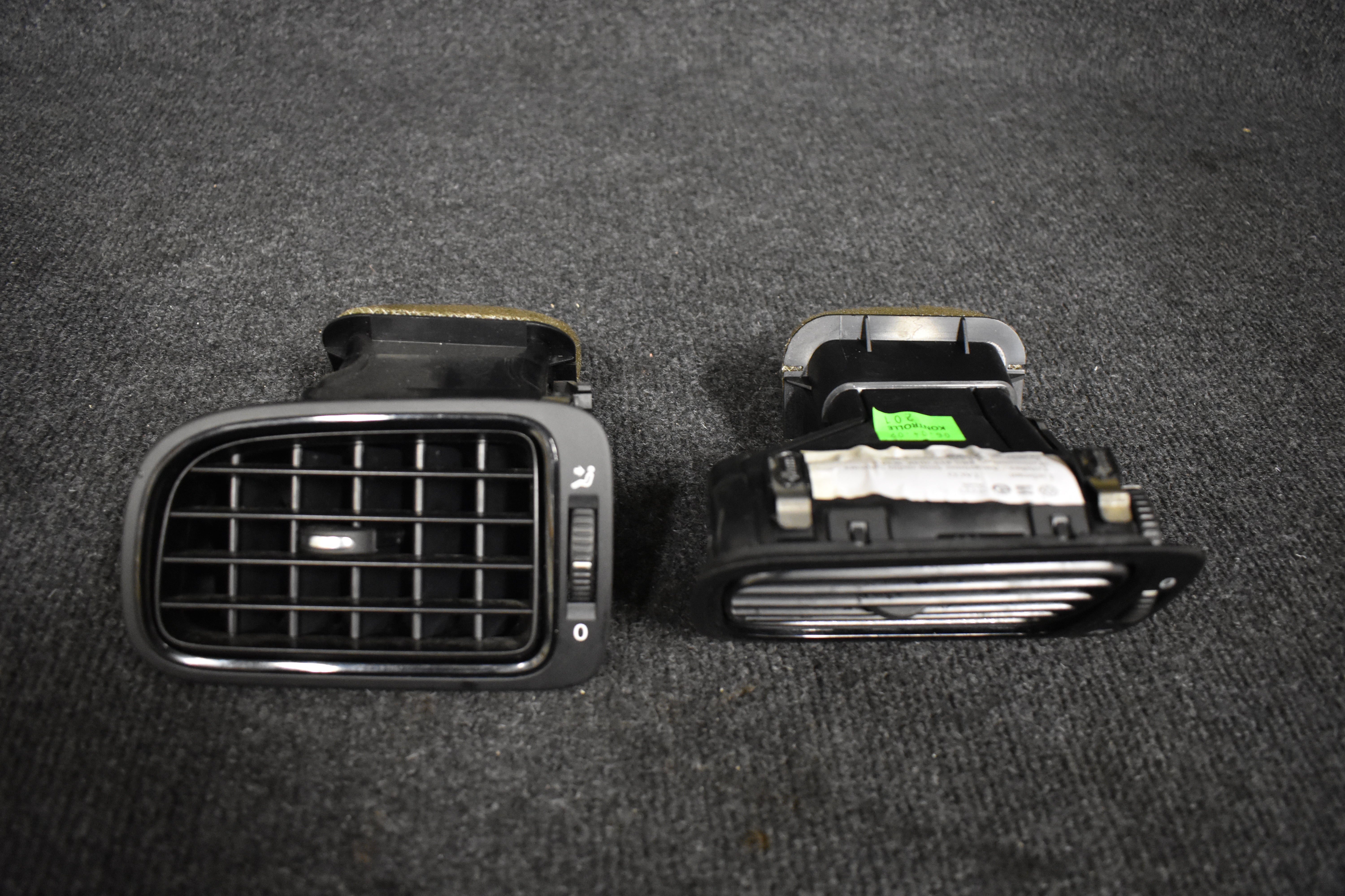 Volkswagen Polo Luftsprudler Luftdüse 6R0819704K / 6R0819703K Rechts und Links