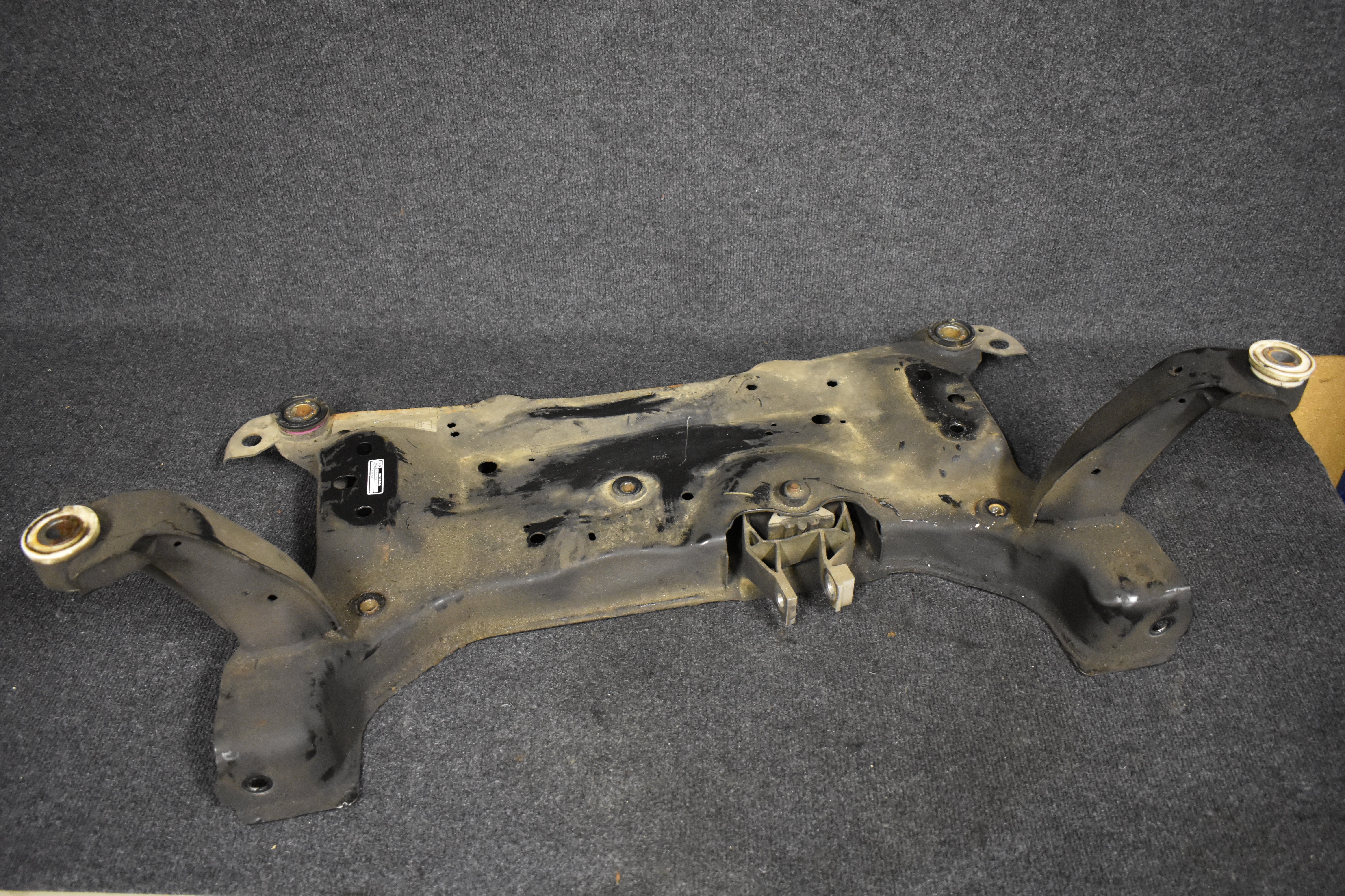 Ford Focus MK3 1.5TDCI Hilfsrahmen / Aggregate Träger