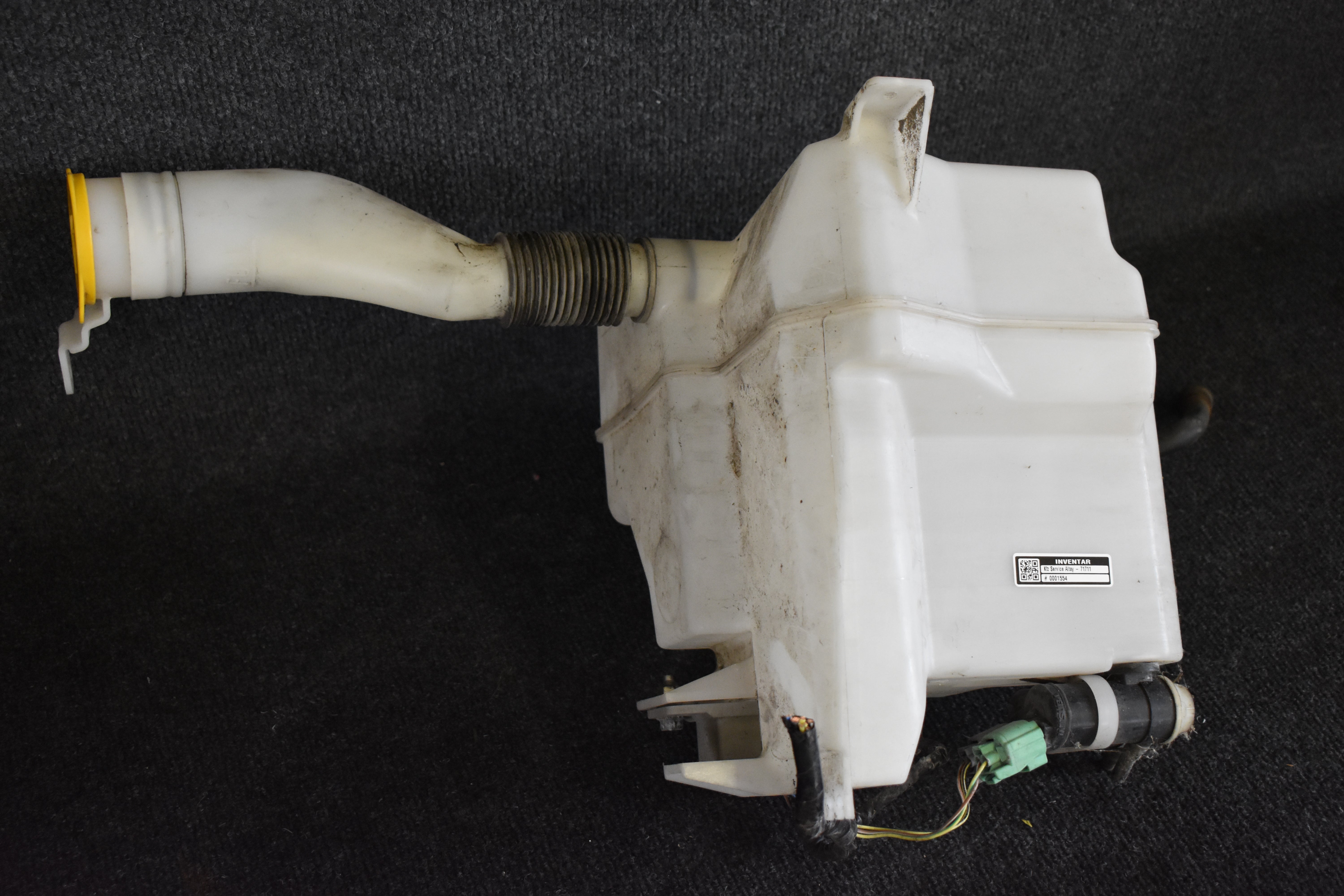 Subaru Forester HLC 20014 Wischwasserbehälter