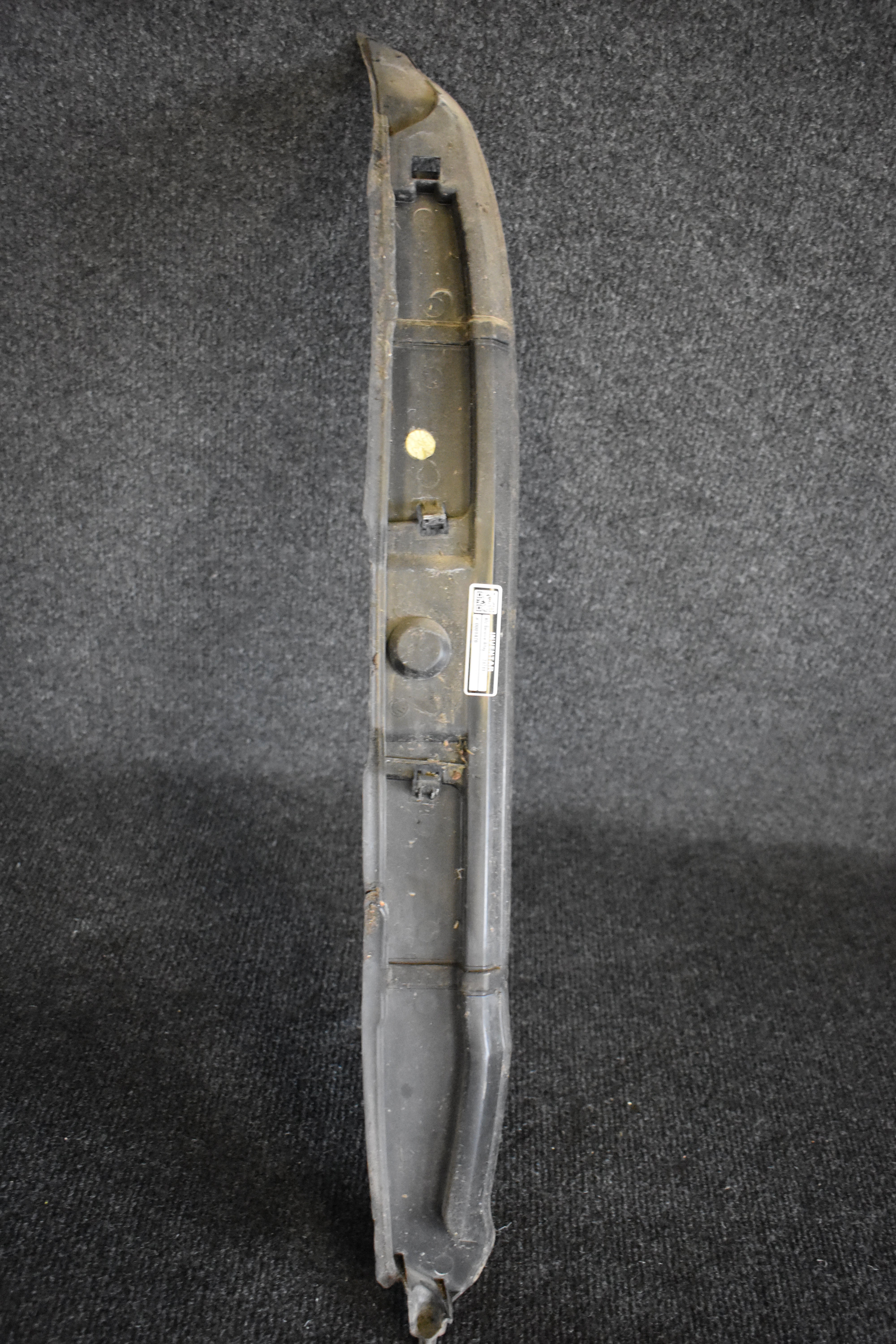 Volkswagen Polo Kotflügelverkleidung R0821111B