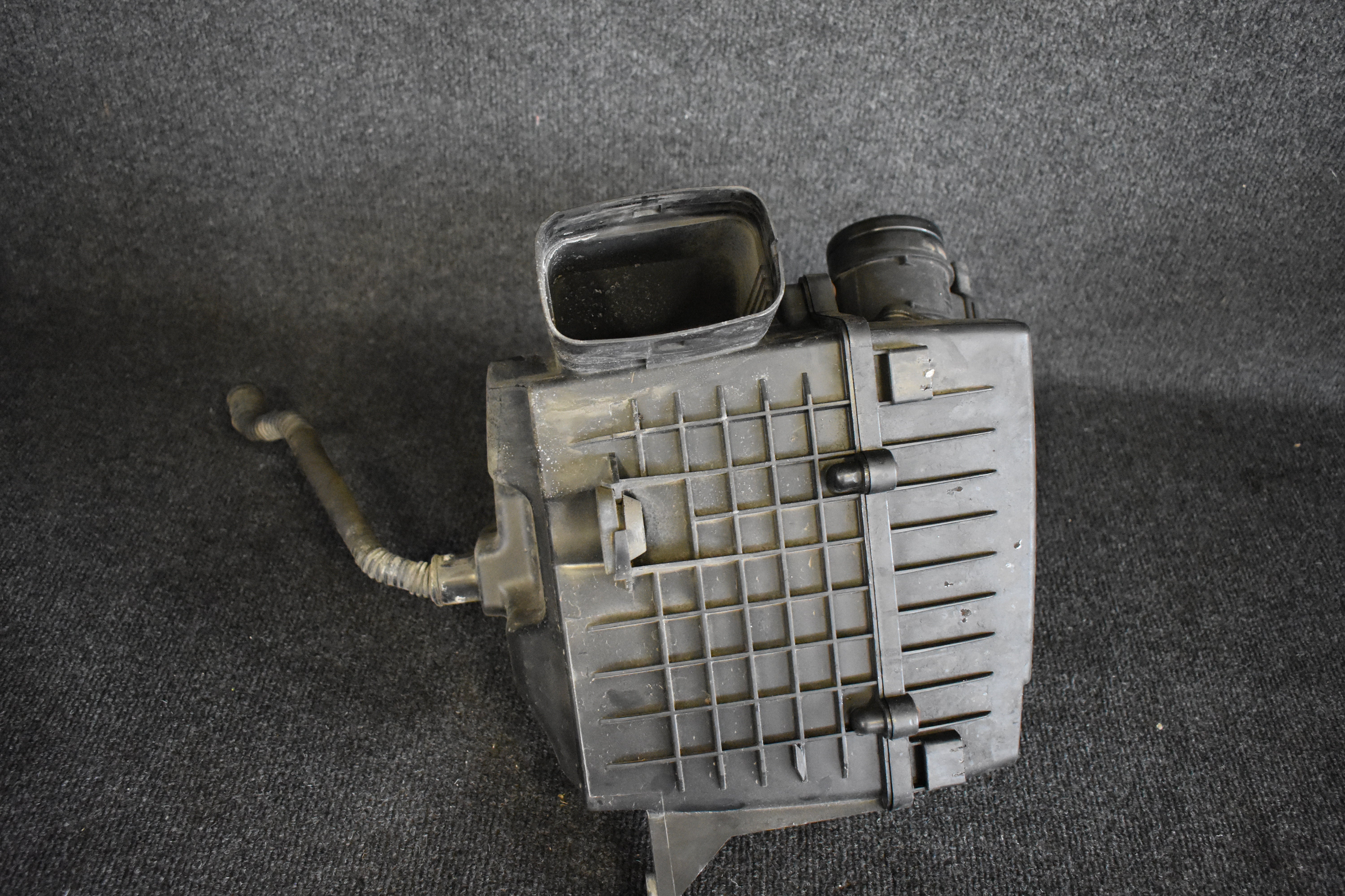 Volkswagen Polo Luftfilterkasten 6R0129601C