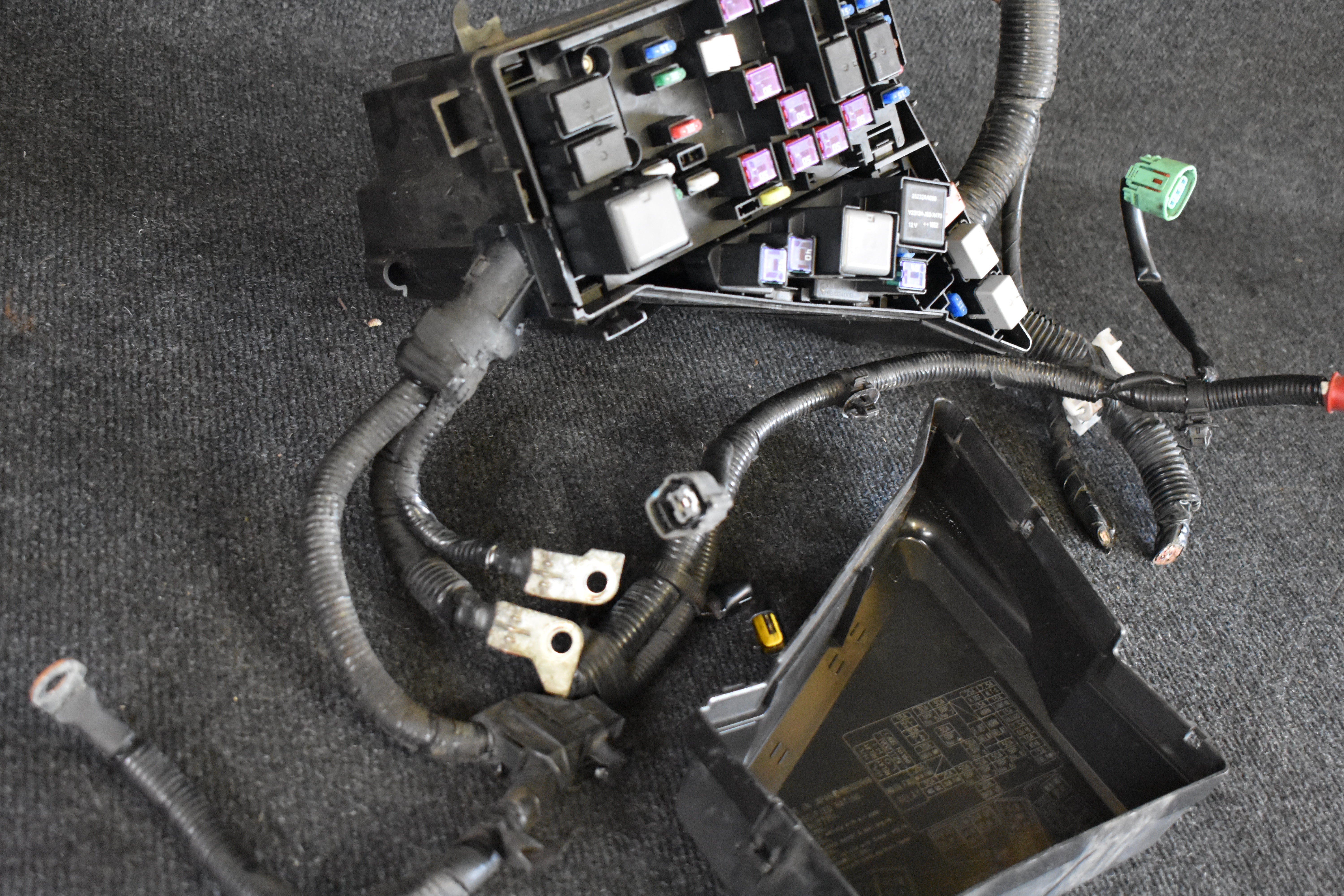 Subaru Forester 82241SC020 Sicherungskasten