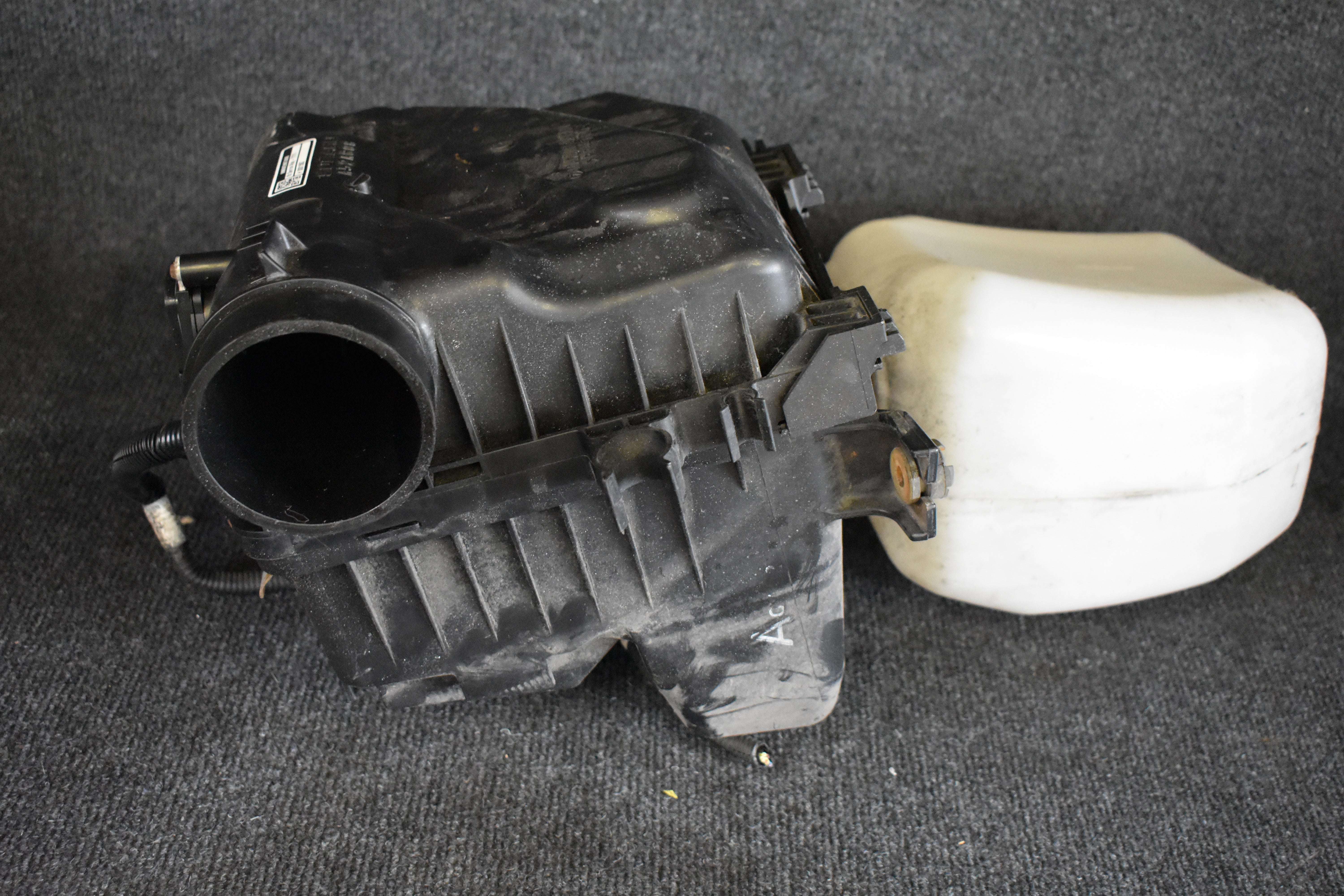 Subaru Forester A52AG08 Luftfilterkasten