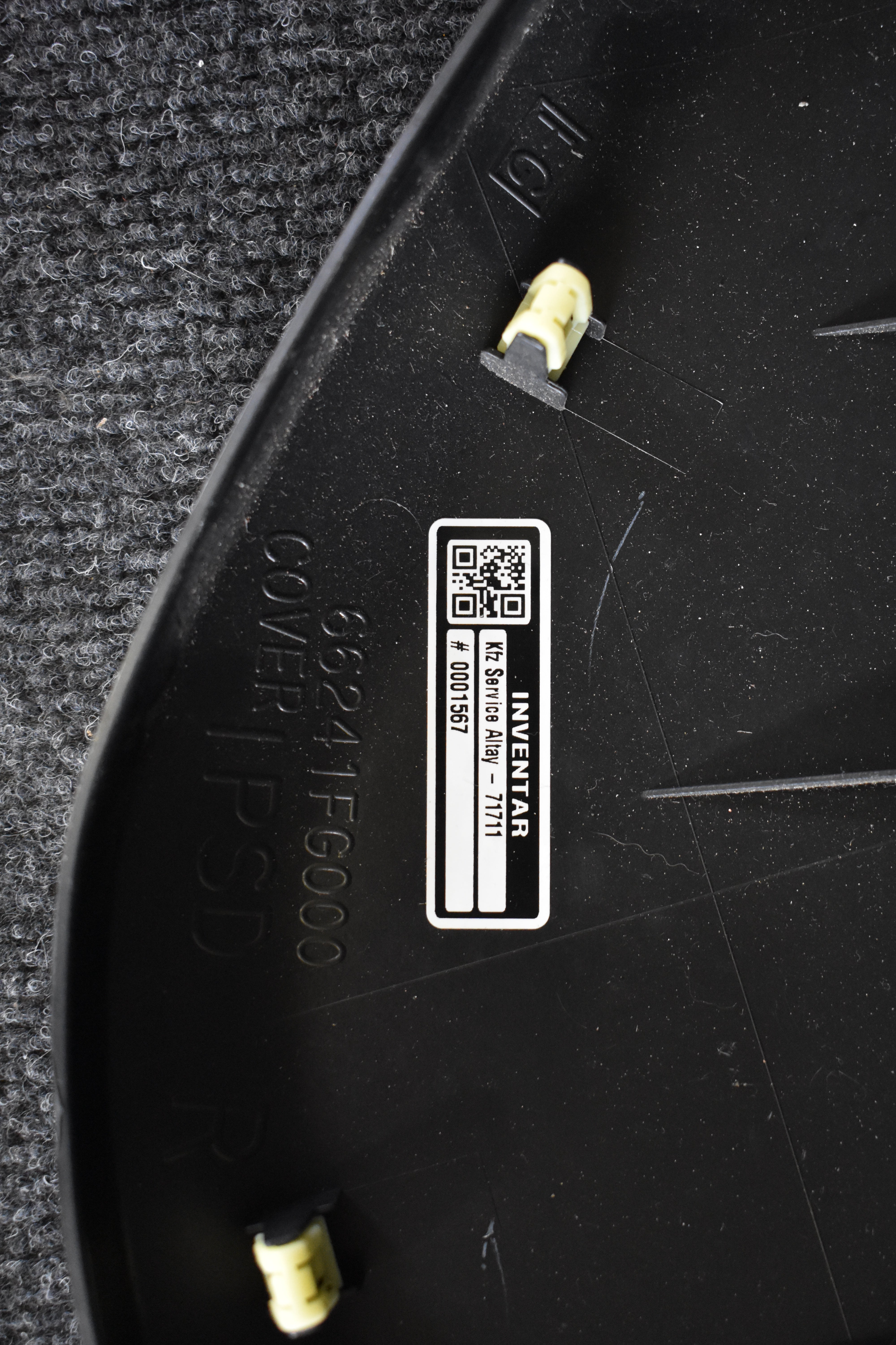 Subaru Forester 66241FG000 Schweller Leisten