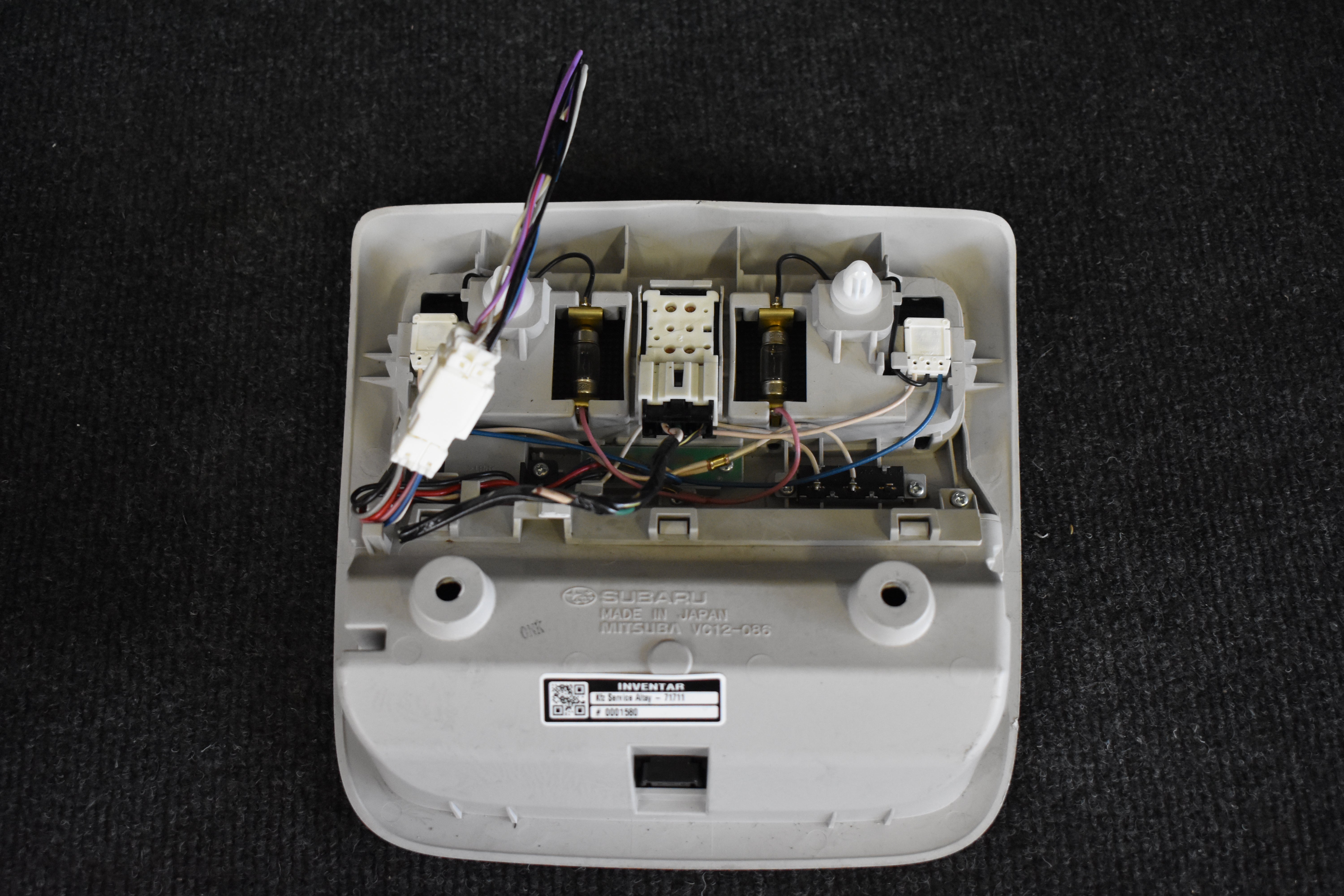 Subaru Forester VC12-086 Deckenleuchte vorne