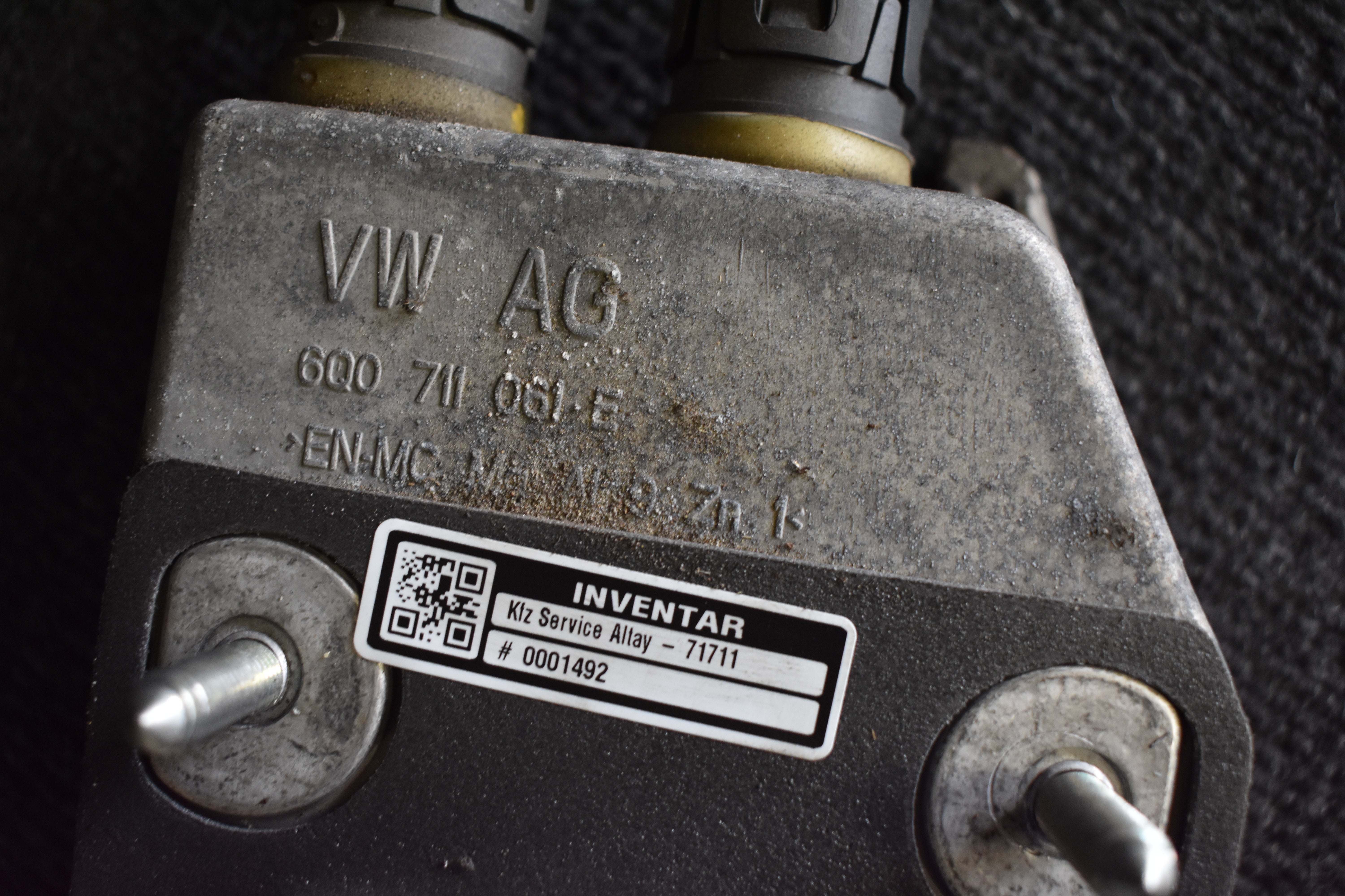 Volkswagen Polo Schaltseileeinheit 6Q0711061E