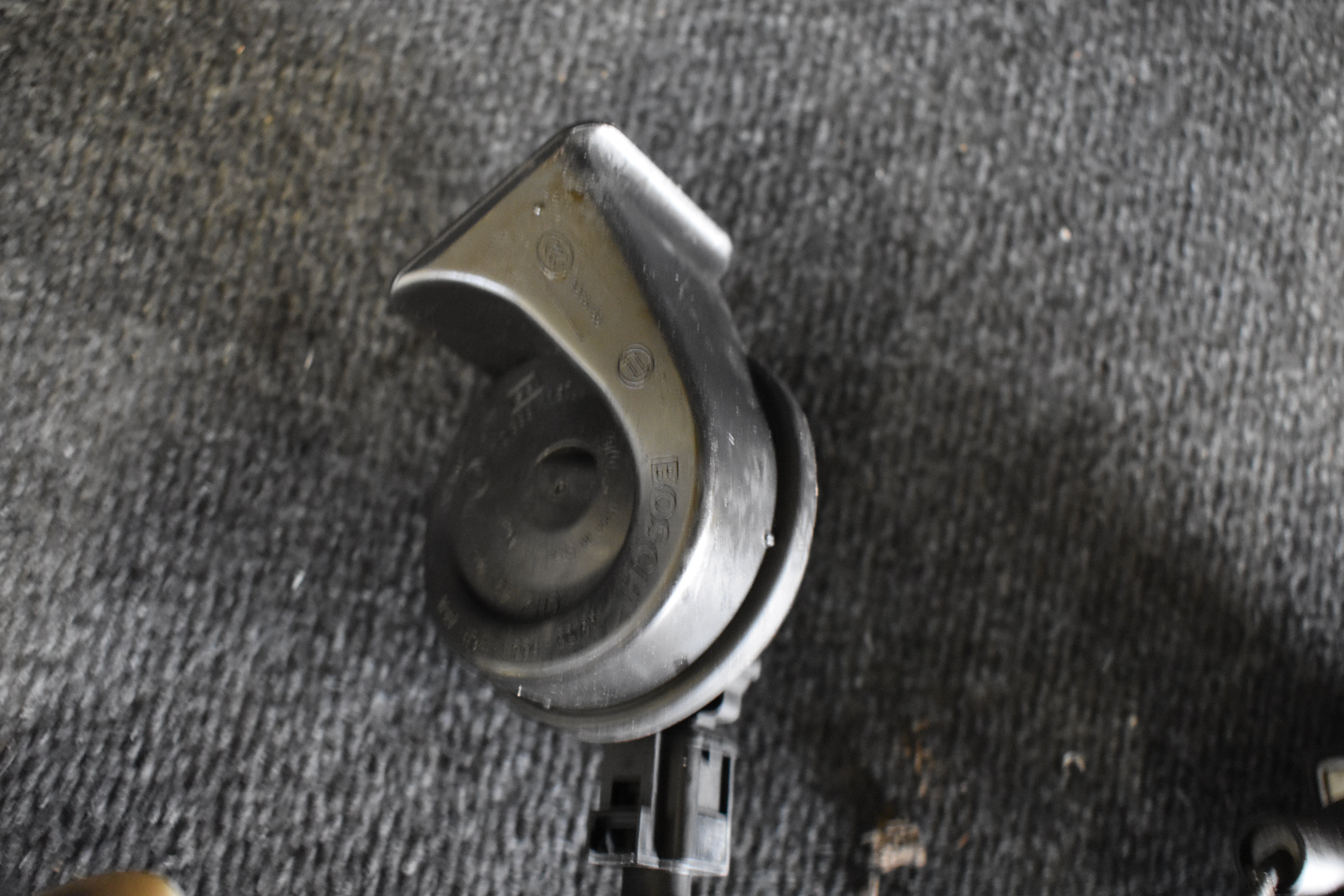 Volkswagen Polo SERVOPUMPE / Lüftersteuergerät 6R1423051D / 1J0919506M