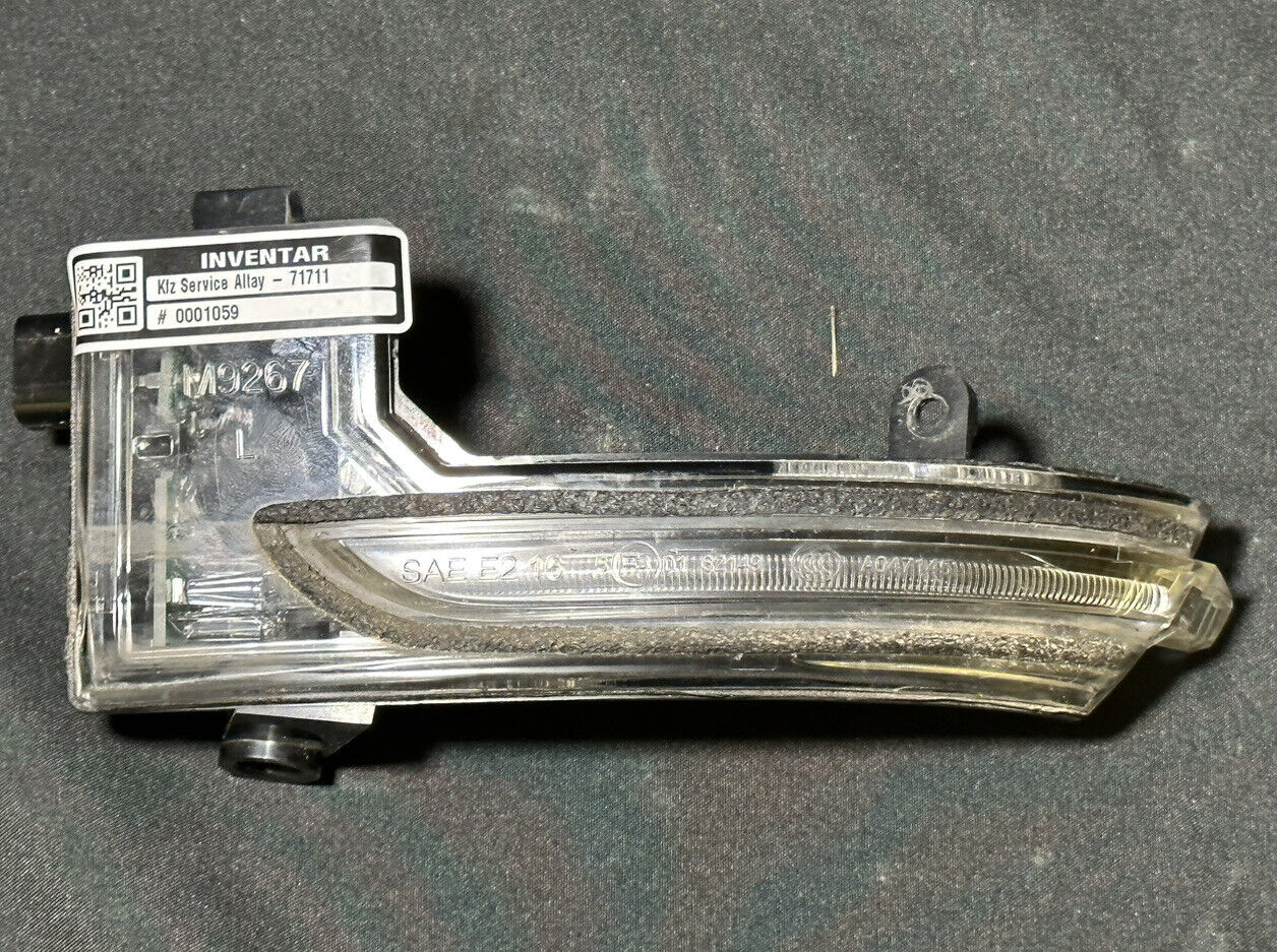 Mazda 6 SKYACTIV-D 150 2019 Blinker Ausspiegelblinker Links B63B69182 B63B-69182