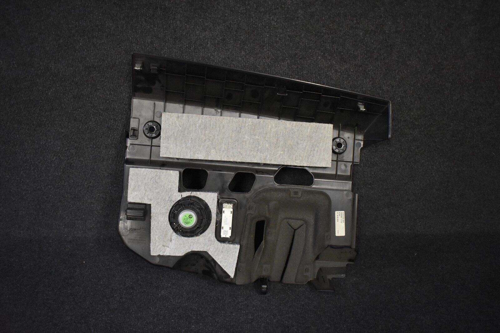 BMW F20 F21 F22 F30 F80 F31 F34 F35 Verkleidung Fusshebelwerk 9236595