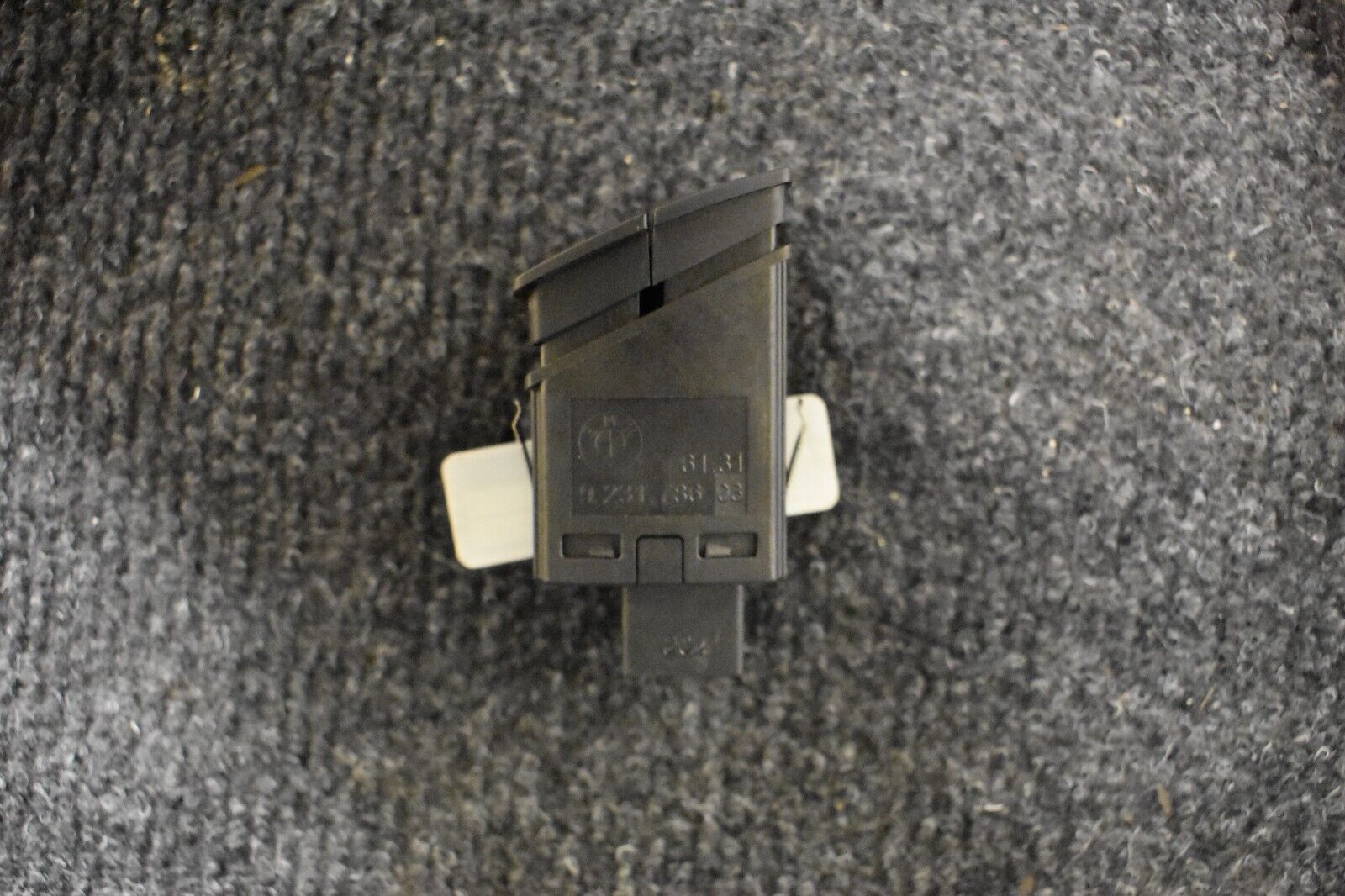 BMW F20 F21 F22 F30 F80 F31 F34 Warnblinkschalter ZV 9231786 15226461