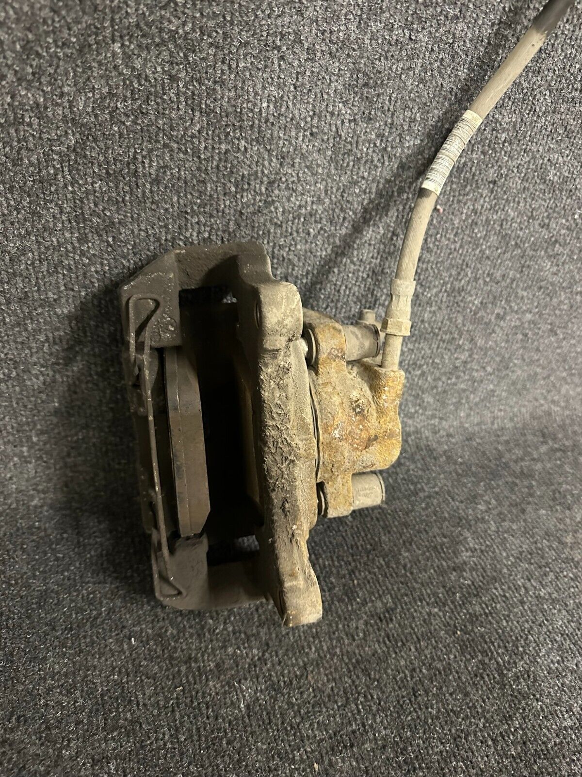 Audi A4 B8 1.8 2.0 TFSI TDI Bremszange Bremssattel Komplett VR 8K0615124C