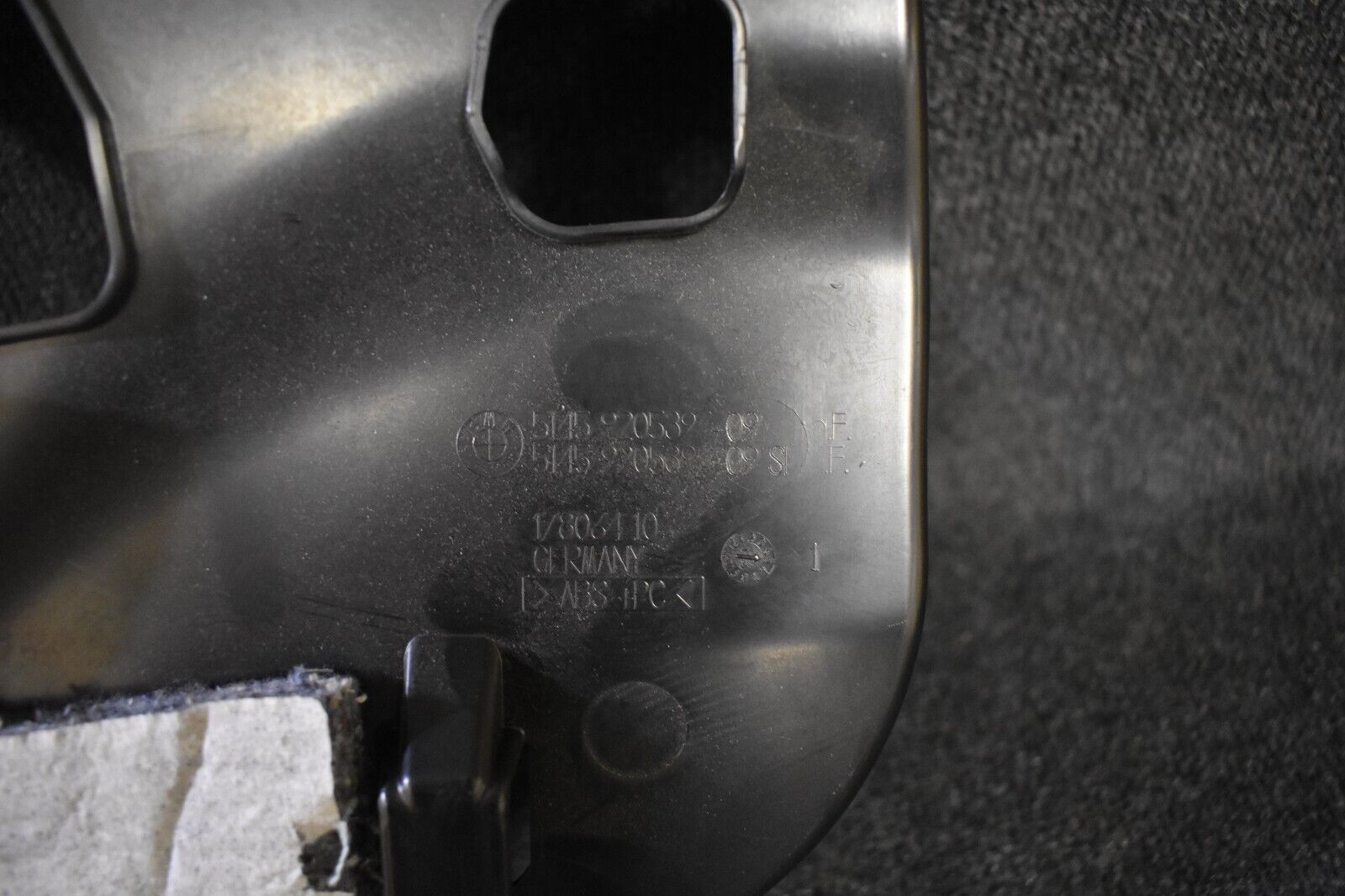 BMW F20 F21 F22 F30 F80 F31 F34 F35 Verkleidung Beifahrerfußraum 92053909