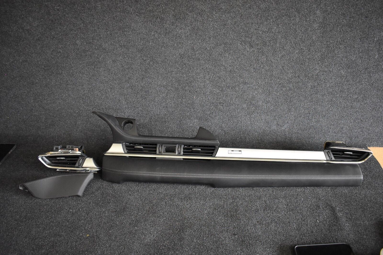 Mazda 6 / CX5 SKYACTIV-D 150 2019 Armaturenbrett Abdeckung Leder Luftdüse