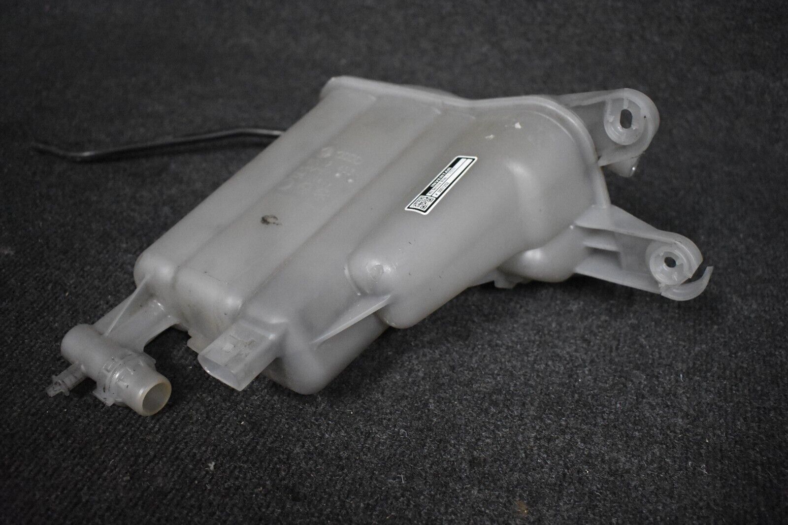 Audi A4 B8 1.8 2.0 TFSI TDI Kühlmittelausgleichsbehälter 8K0121403H