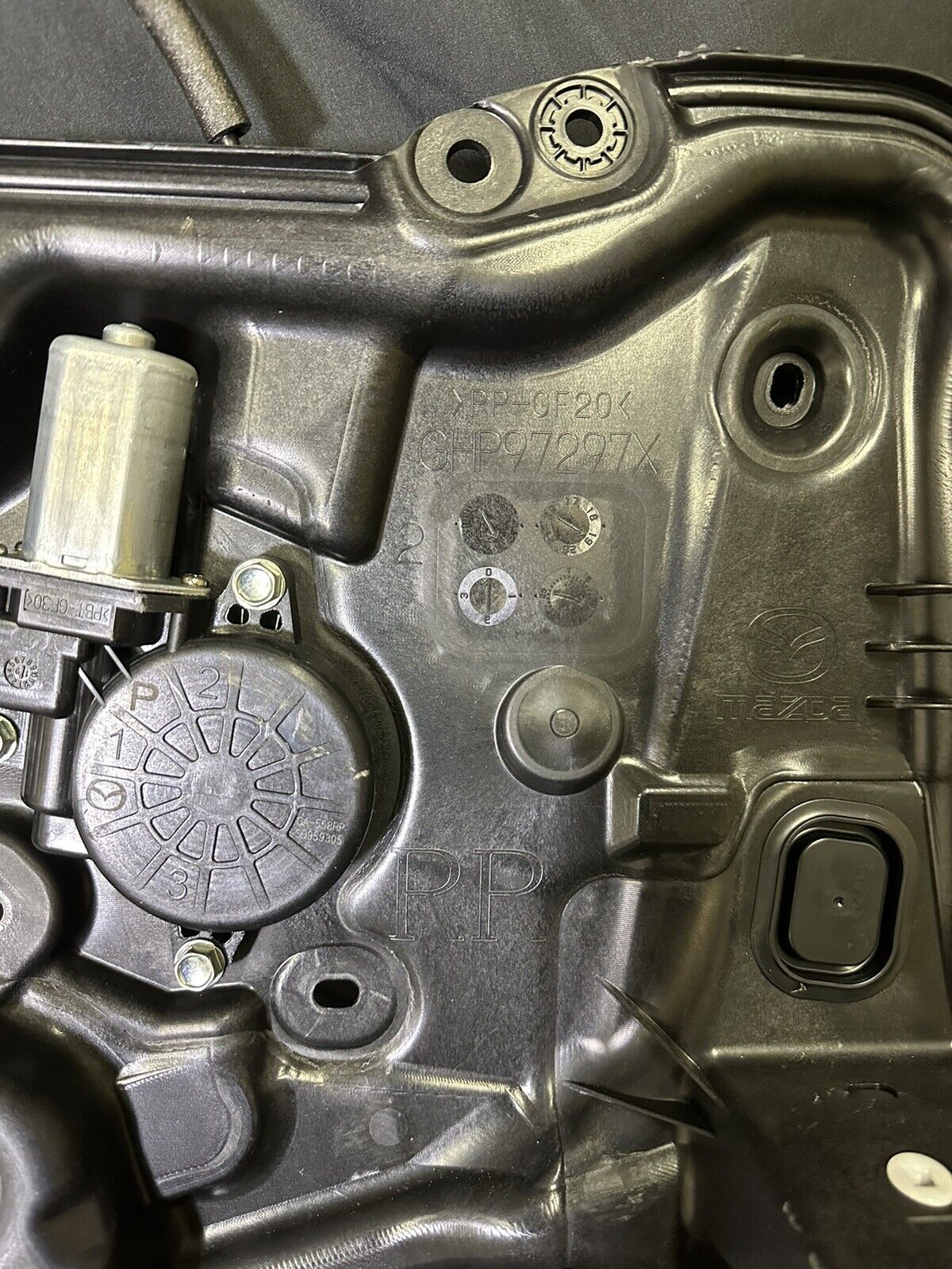 Mazda 6 / CX5 SKYACTIV-D 150 2019 Fensterheber Tür Hinten Rechts